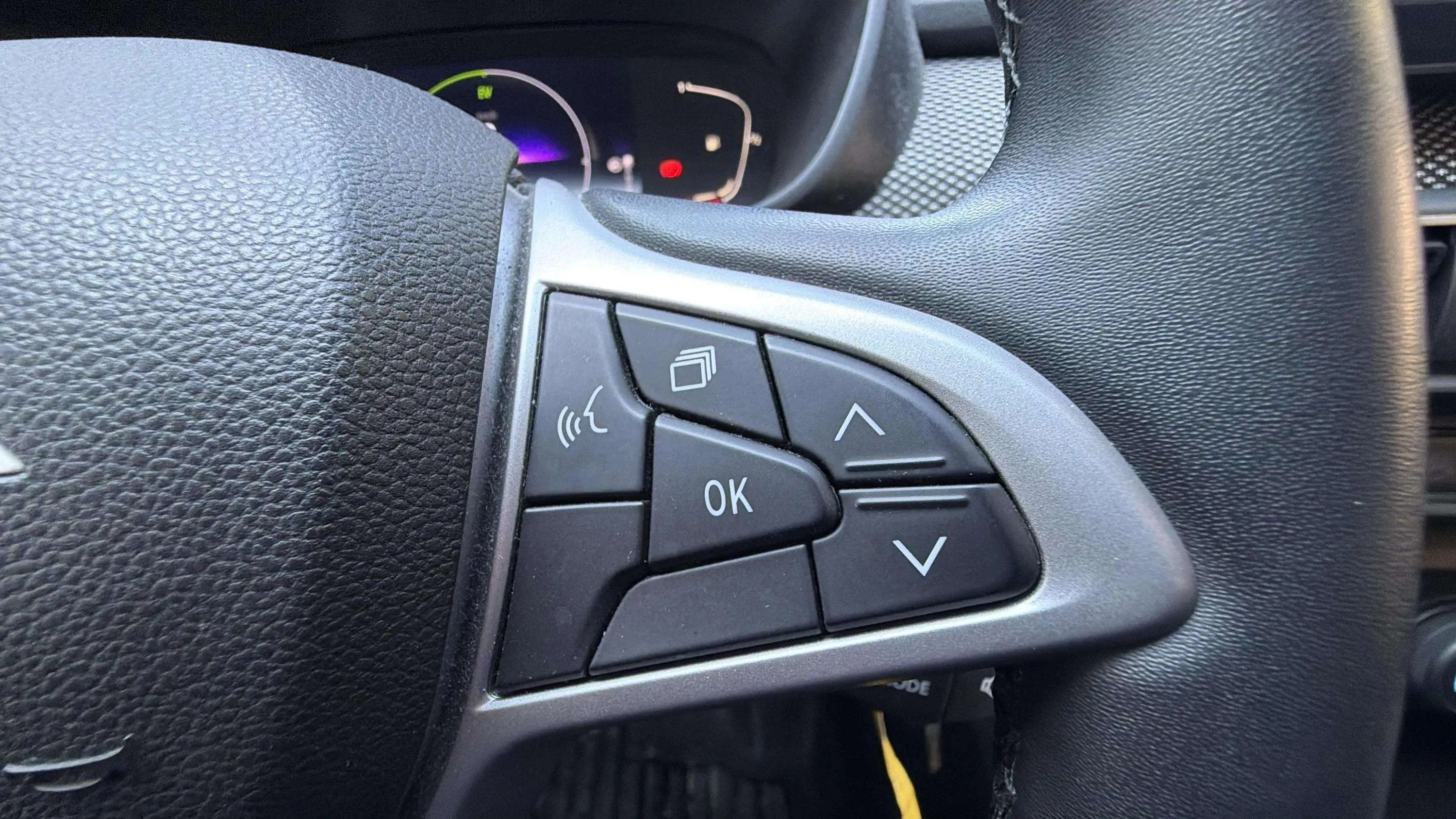 Dacia Jogger S.L Extreme Hybrid 5 plazas - foto 20