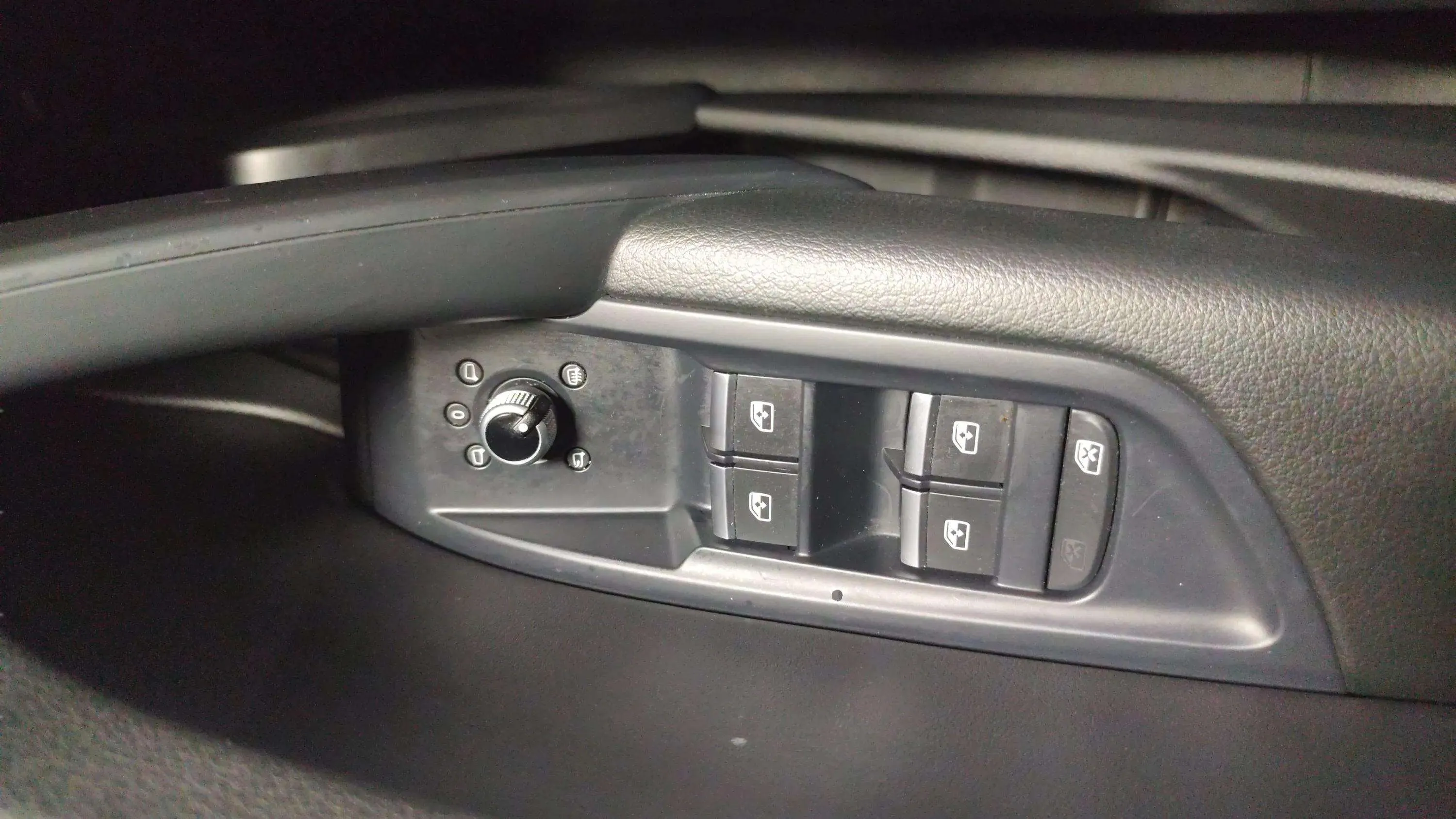Audi Q5 S line 40 TDI quattro-ultra - foto 17