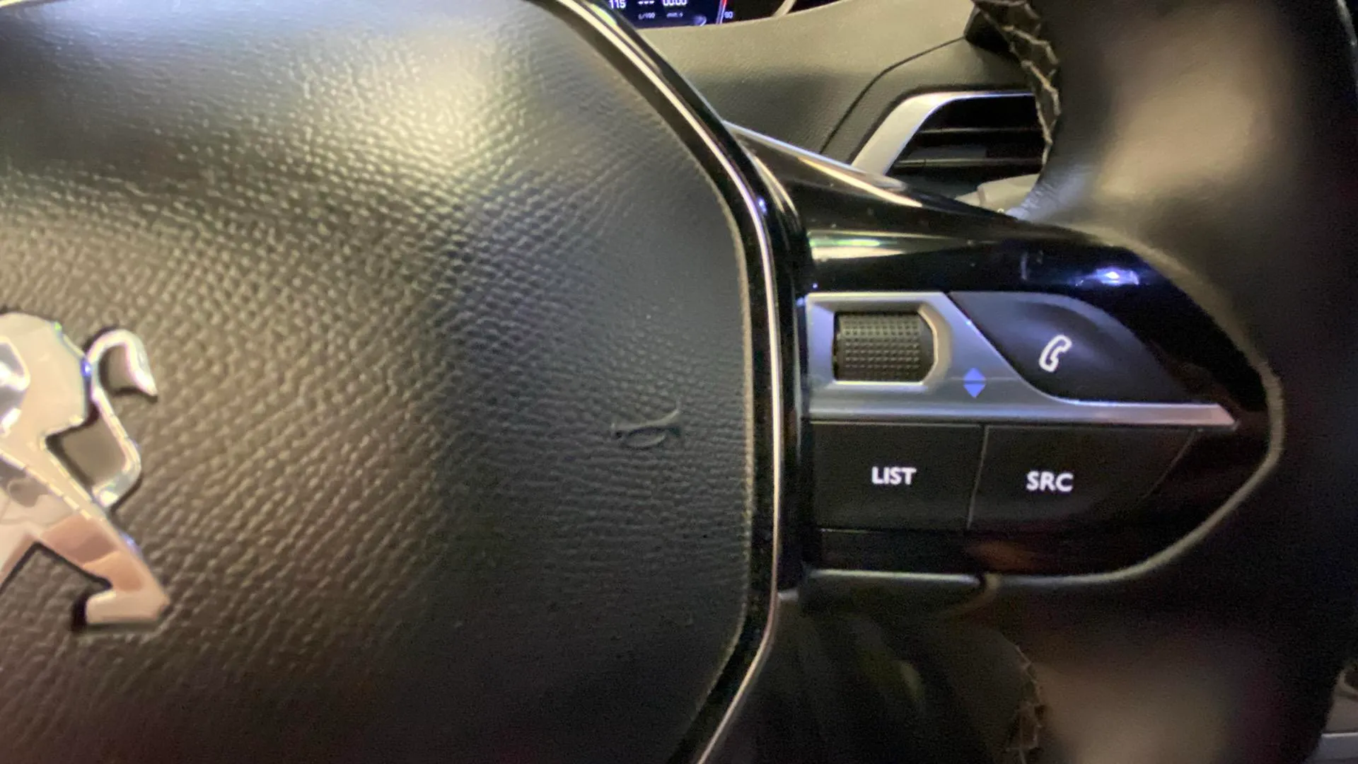 Peugeot 3008 1.2 PureTech Active Pack - foto 19