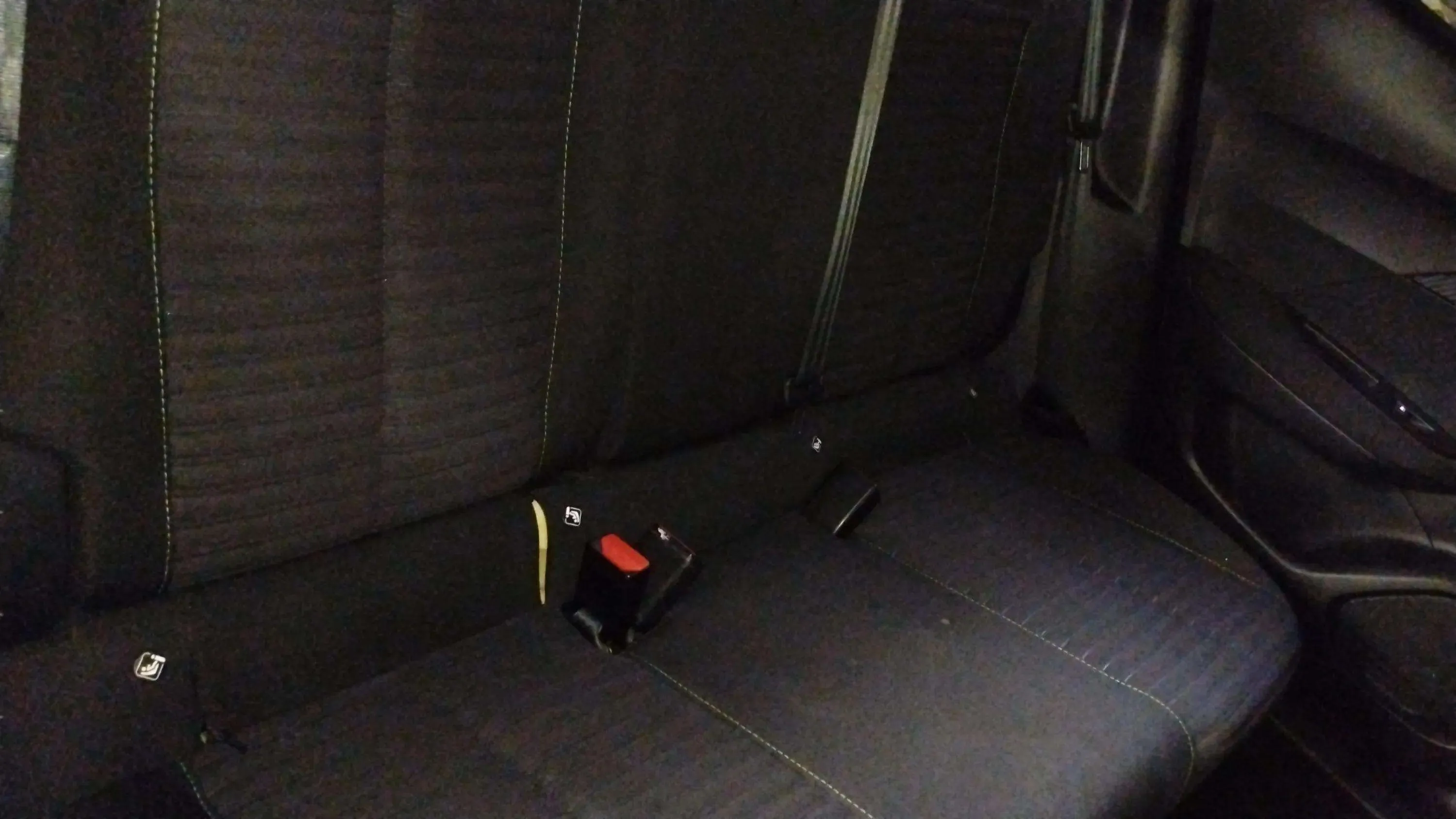 Peugeot 2008 Active Pack PureTech 100 - foto 15