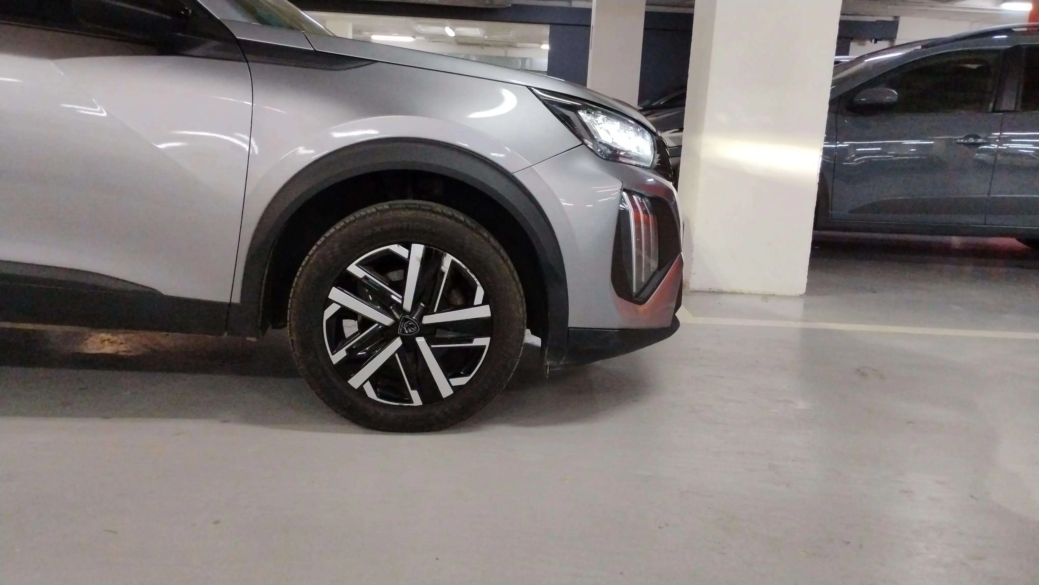 Peugeot 2008 Active Pack PureTech 100 - foto 27