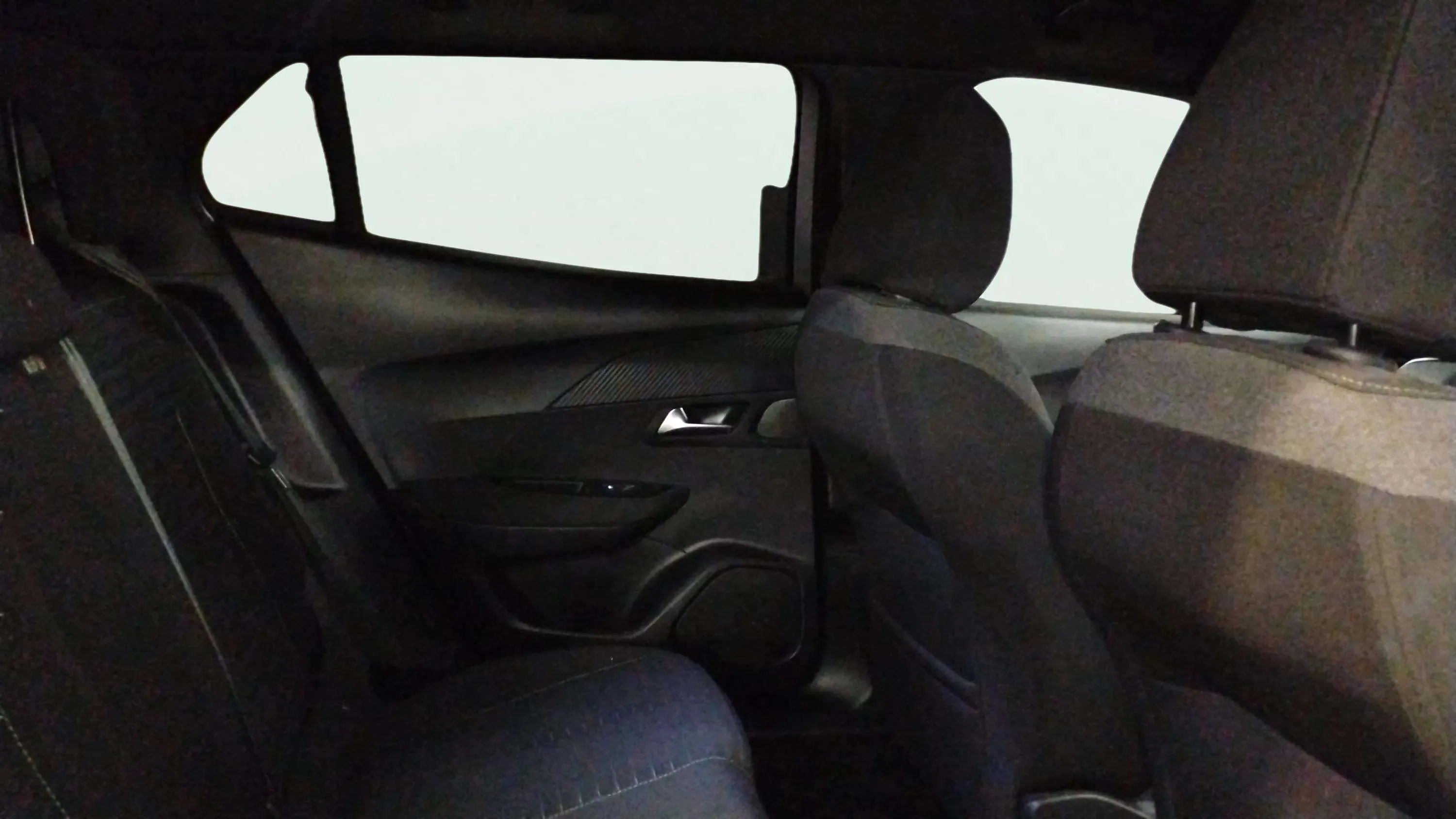 Peugeot 2008 Active Pack PureTech 100 - foto 16