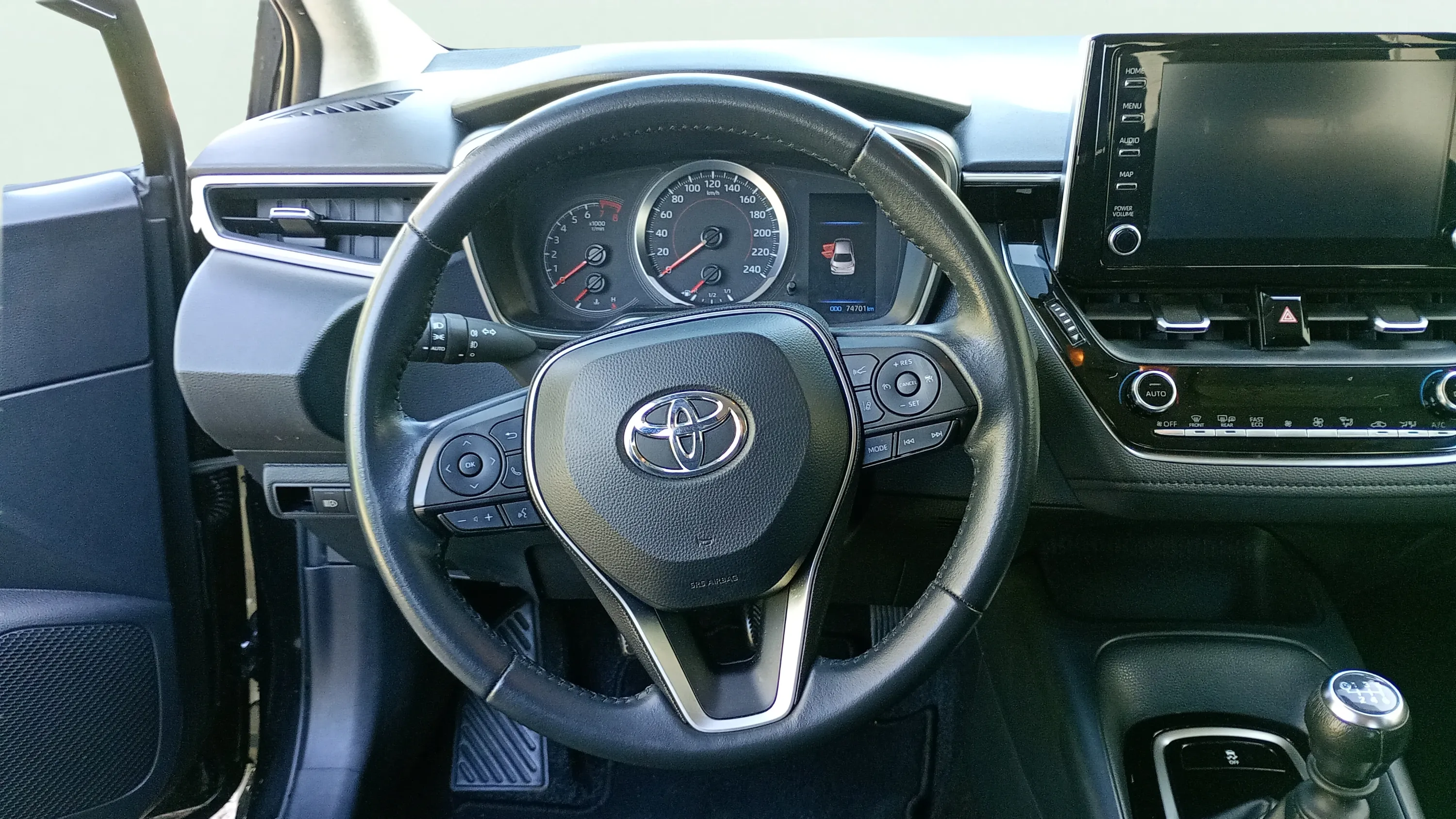 Toyota Corolla 1.5 Active - foto 11