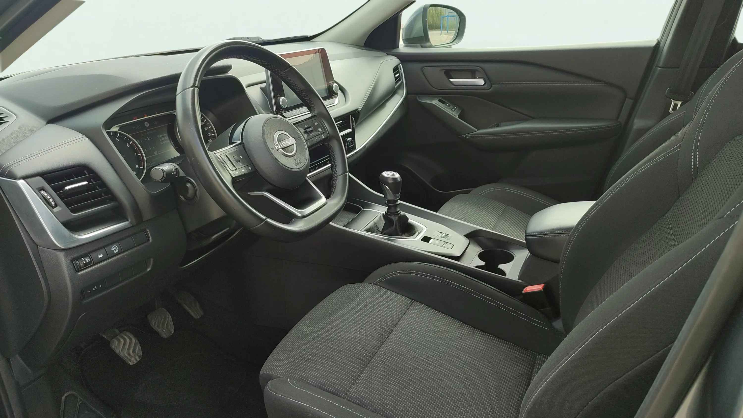 Nissan Qashqai DIG-T mHEV 4x2 Acenta - foto 9