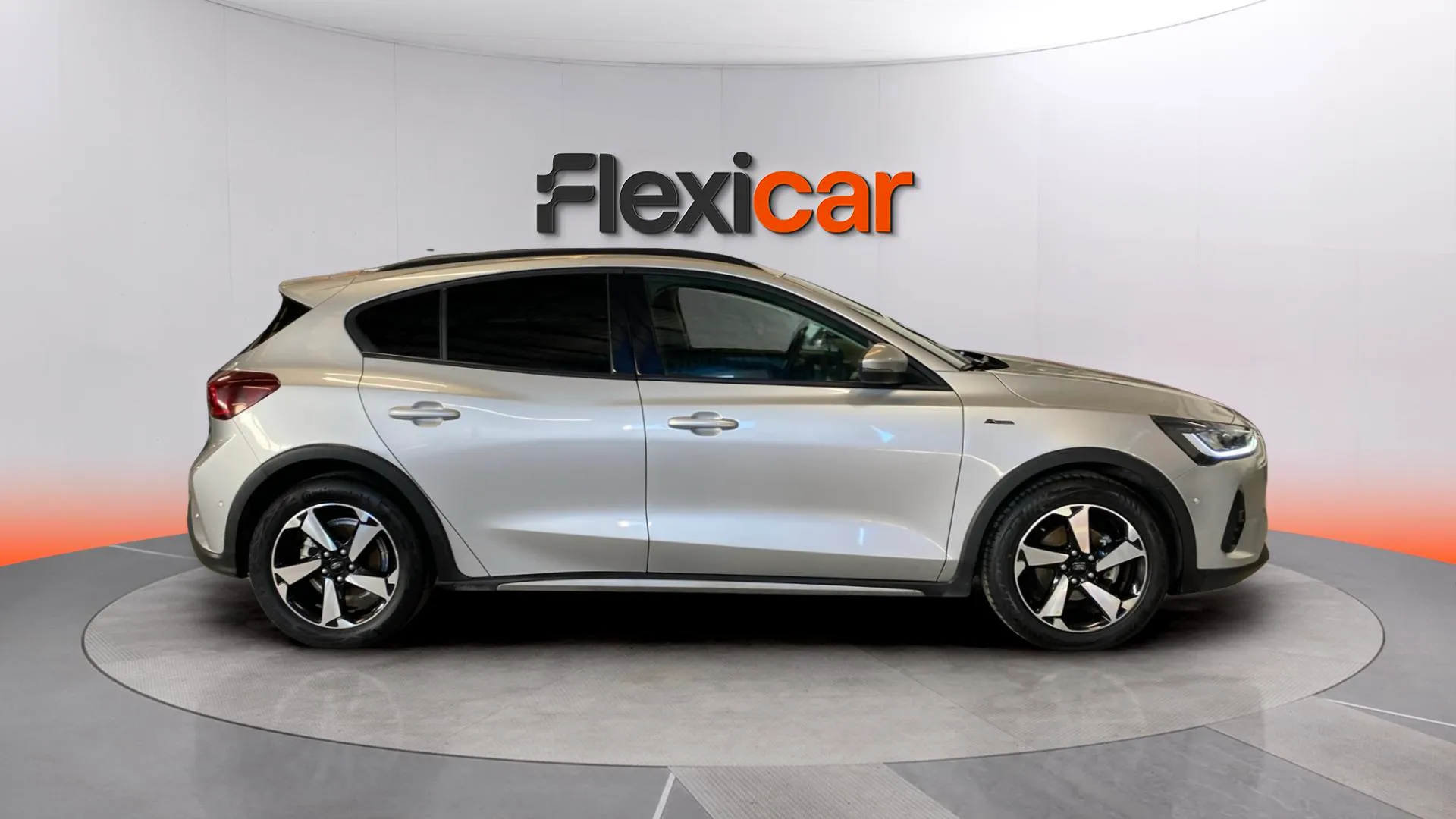 Ford Focus 1.0 EcoBoost MHEV Active X - foto 3