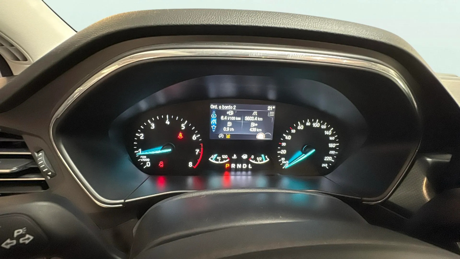 Ford Focus 1.0 EcoBoost MHEV Active - foto 17