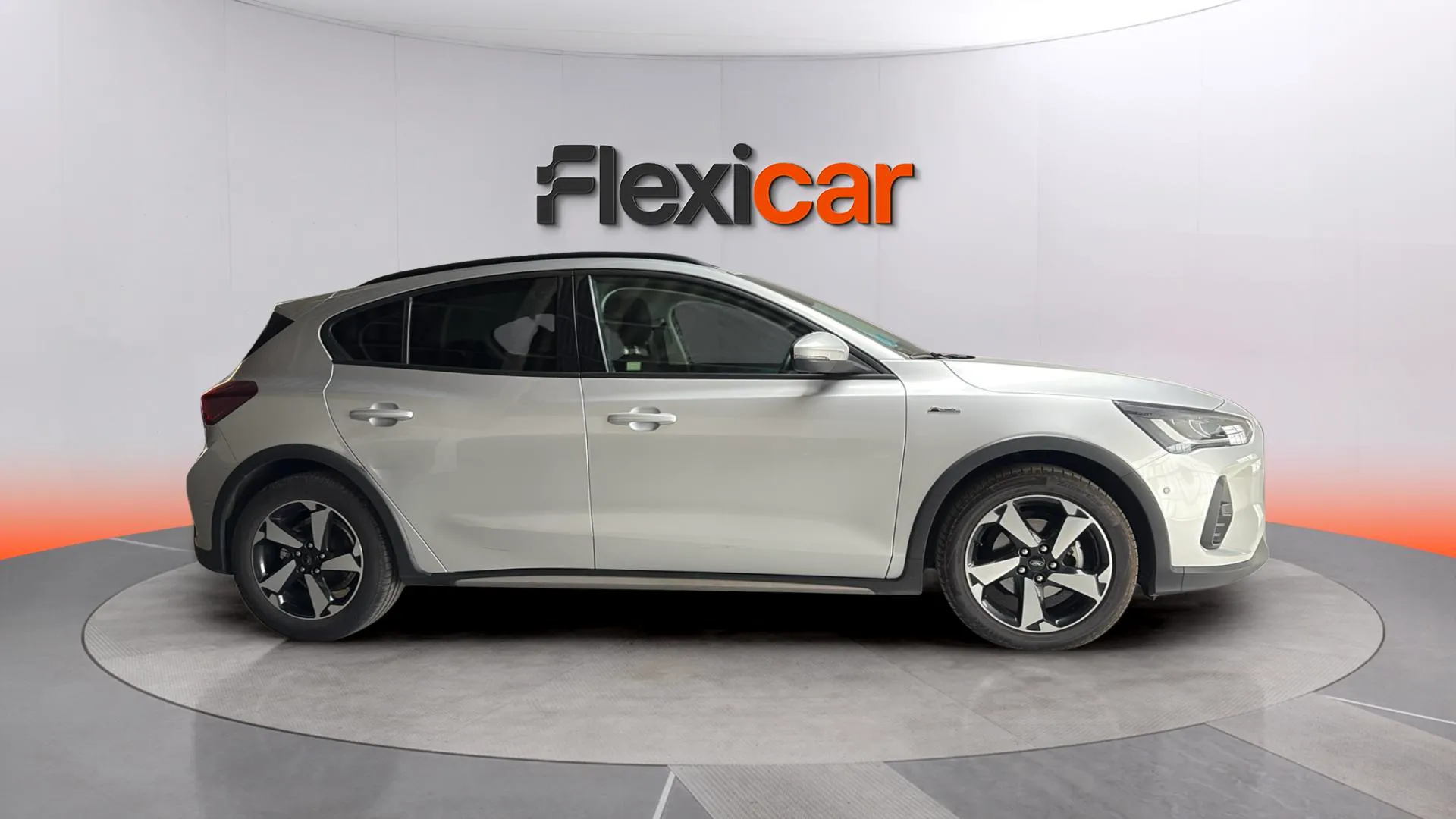 Ford Focus 1.0 EcoBoost MHEV Active - foto 3