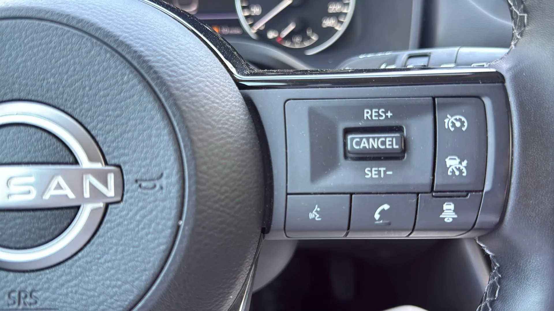 Nissan Qashqai DIG-T mHEV 4x2 Acenta - foto 18