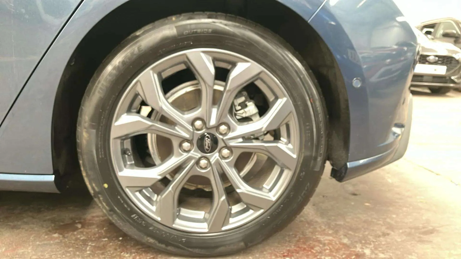 Ford Focus 1.0 EcoBoost MHEV ST-Line - foto 22