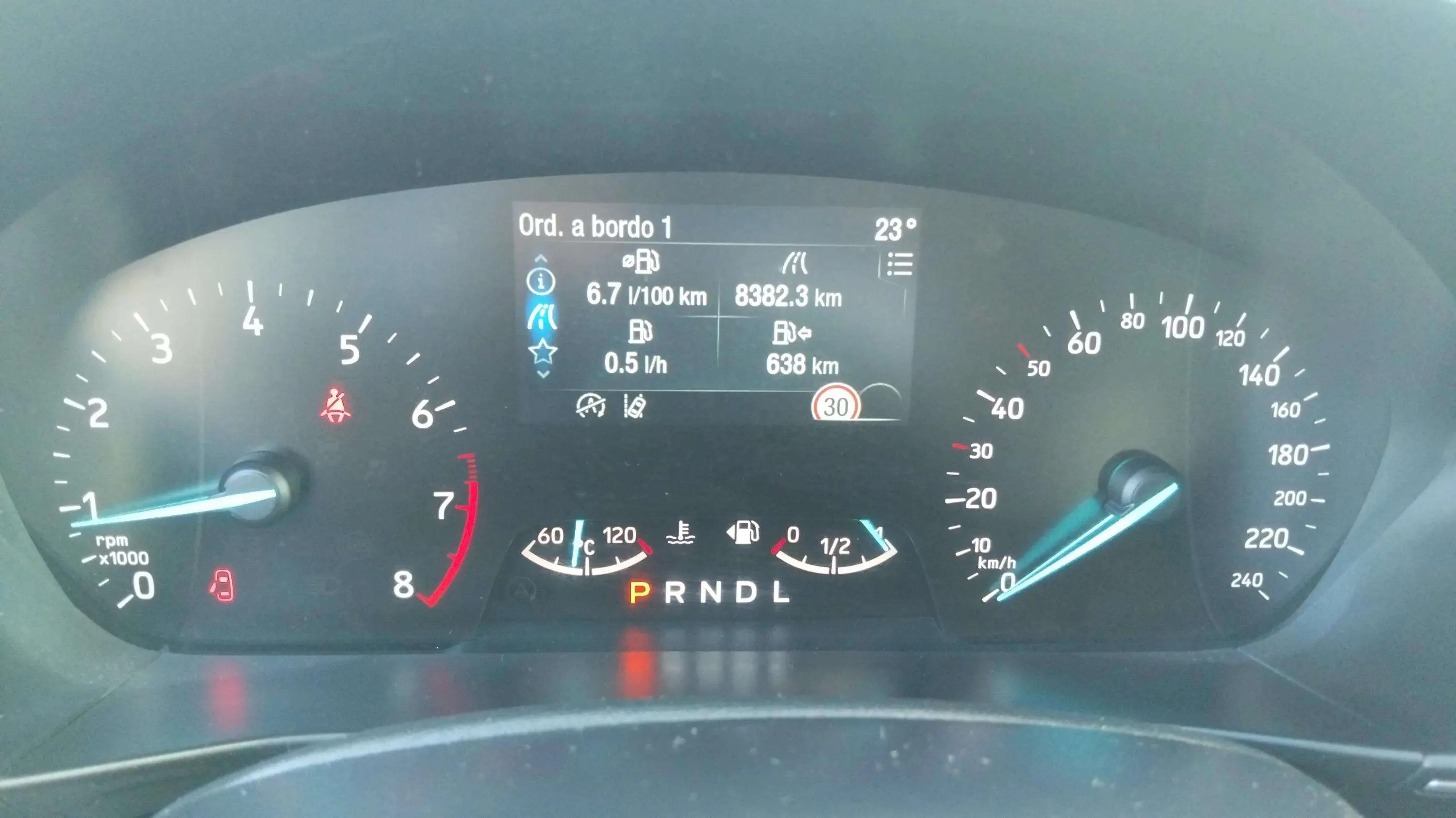 Ford Focus 1.0 EcoBoost MHEV Active - foto 6