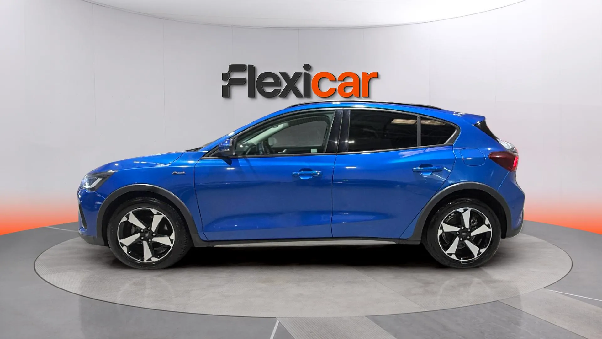 Ford Focus 1.0 EcoBoost MHEV Active - foto 4