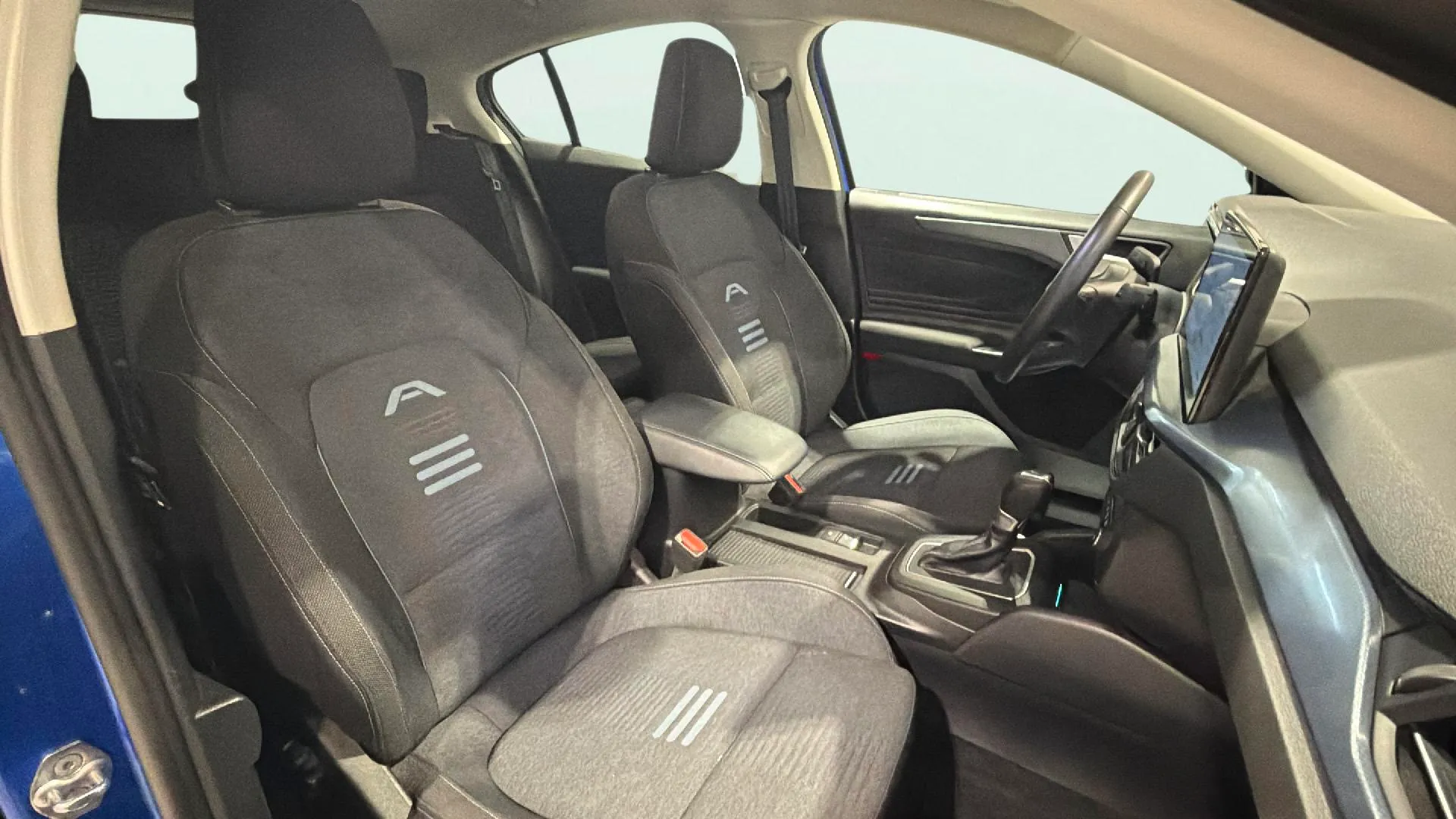 Ford Focus 1.0 EcoBoost MHEV Active - foto 15