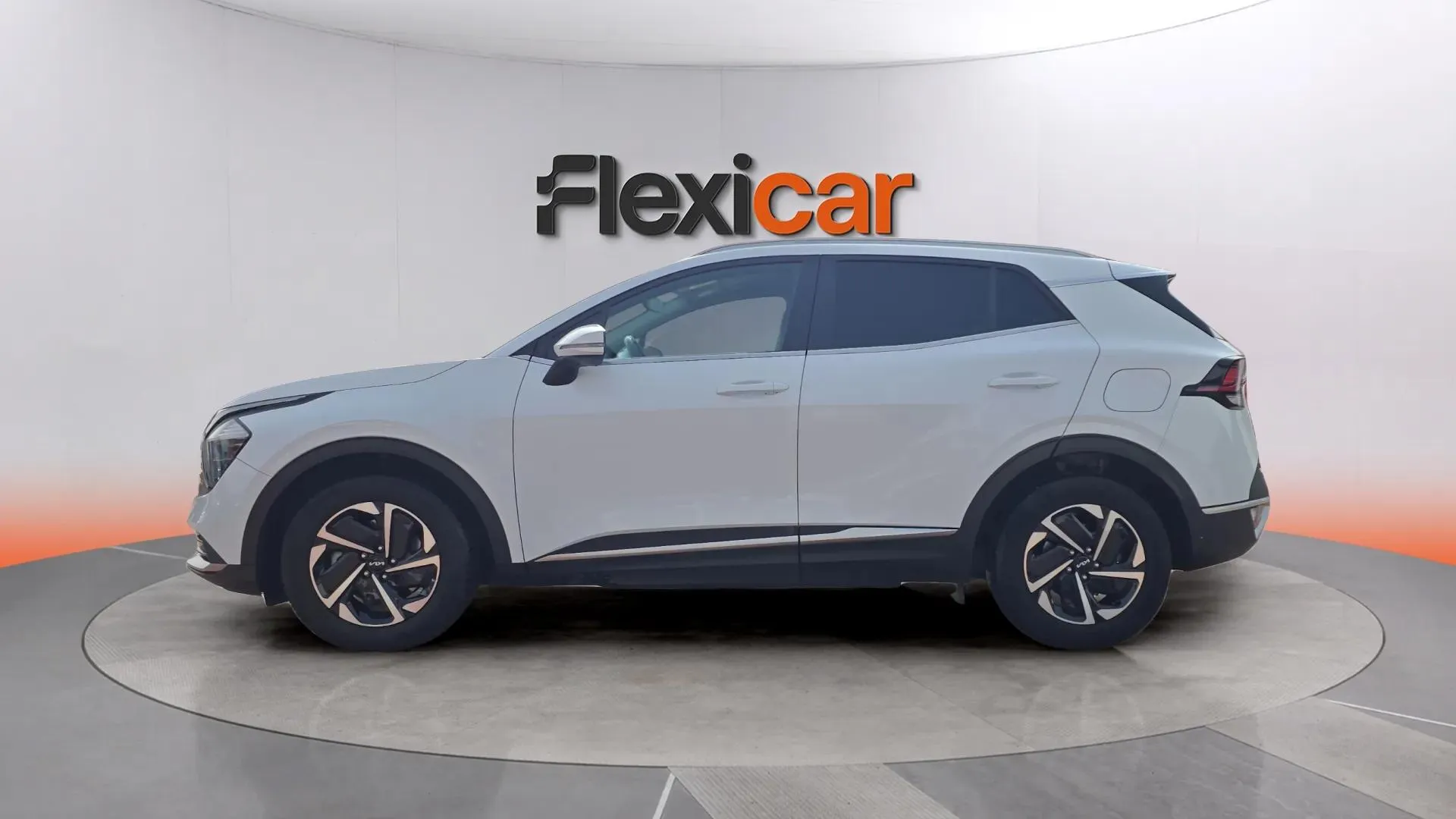 Kia Sportage 1.6 T-GDi Drive 4x2 - foto 4