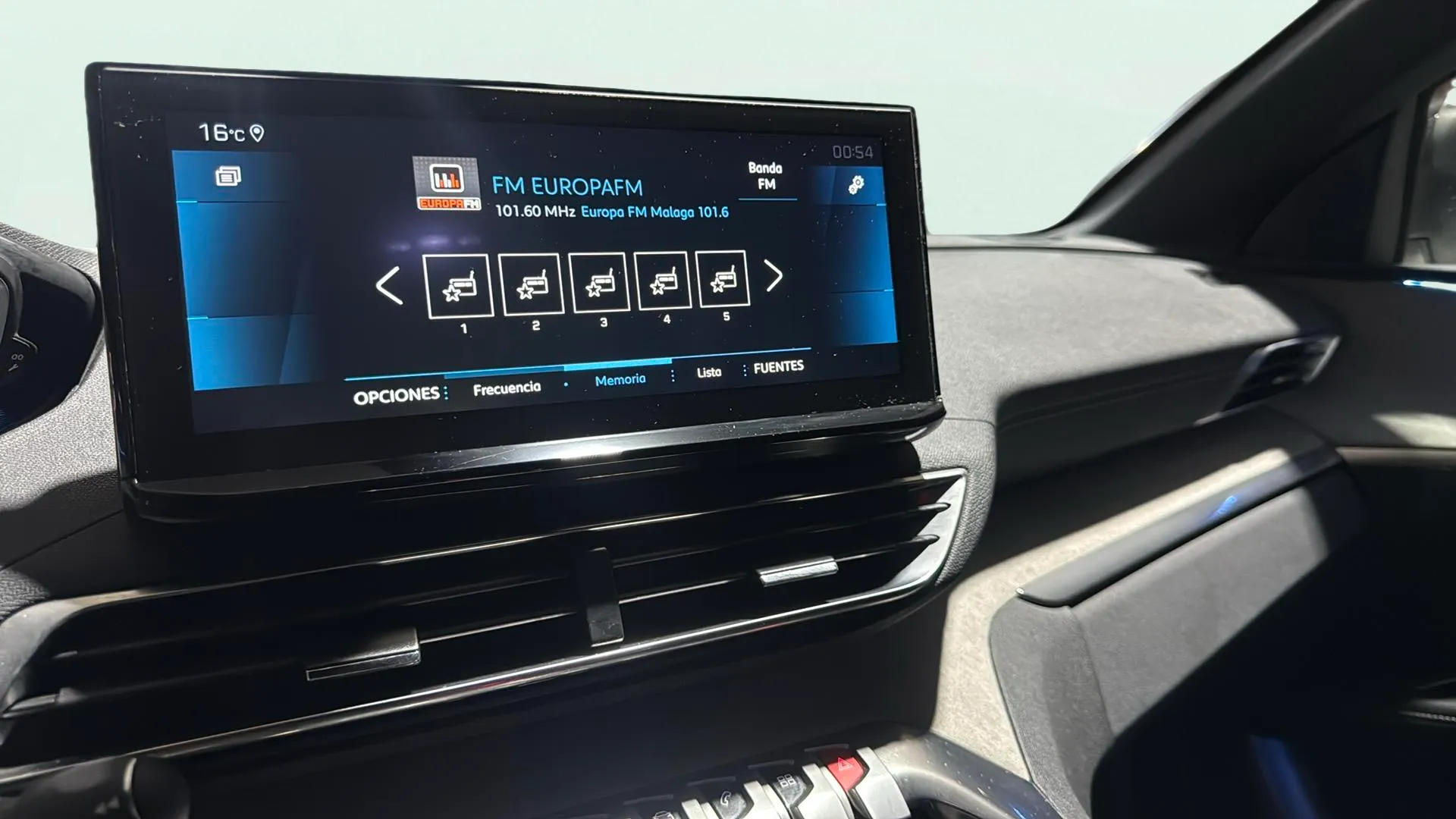 Peugeot 5008 1.5 BlueHDi GT EAT8 - foto 25