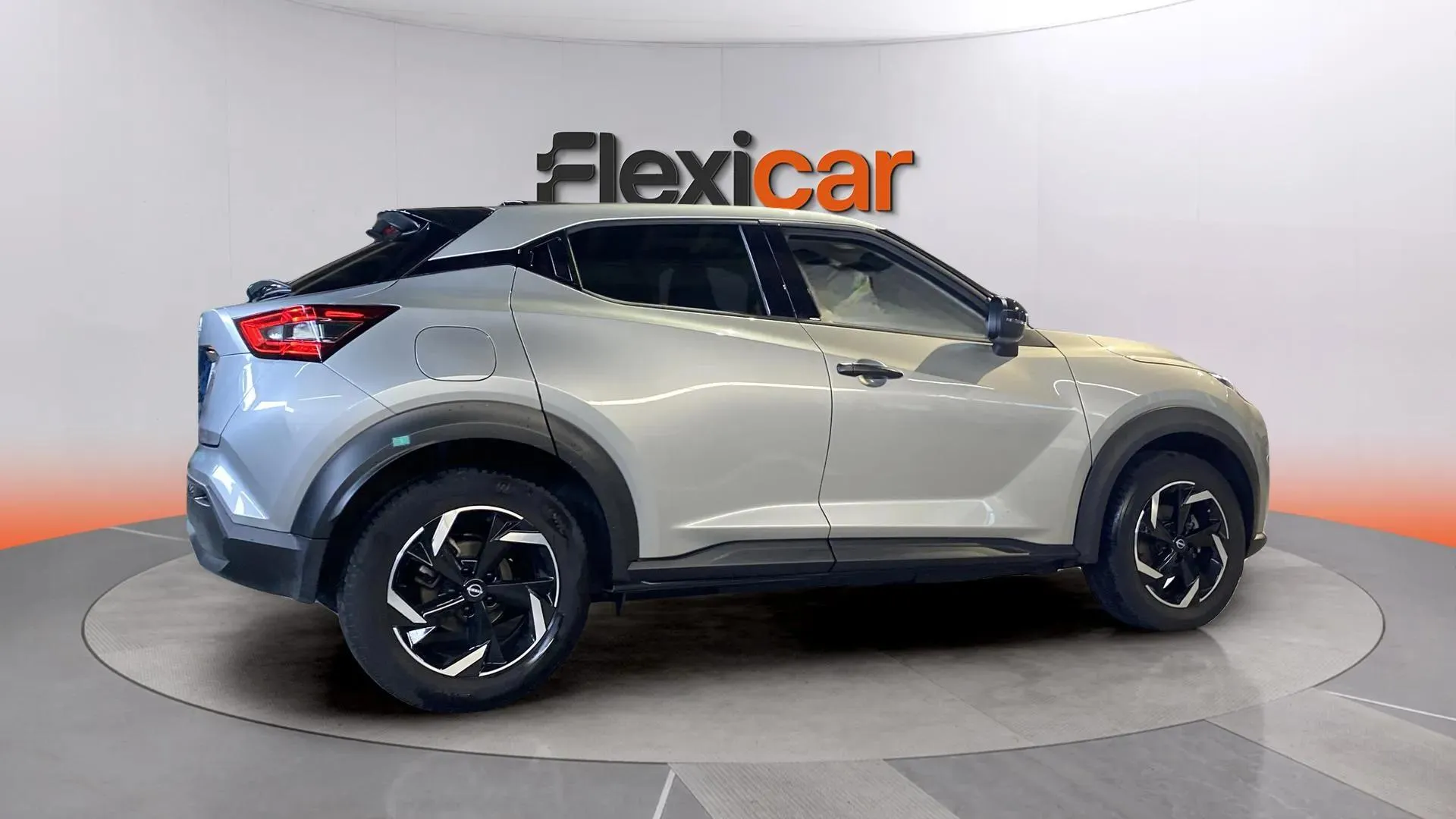 Nissan Juke DIG-T 6M/T Acenta - foto 3