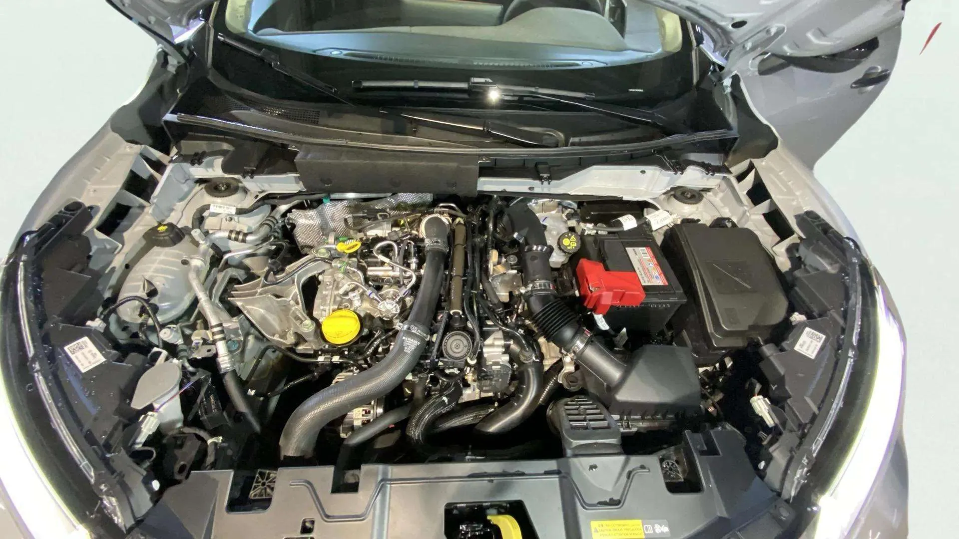 Nissan Juke DIG-T 6M/T Acenta - foto 17
