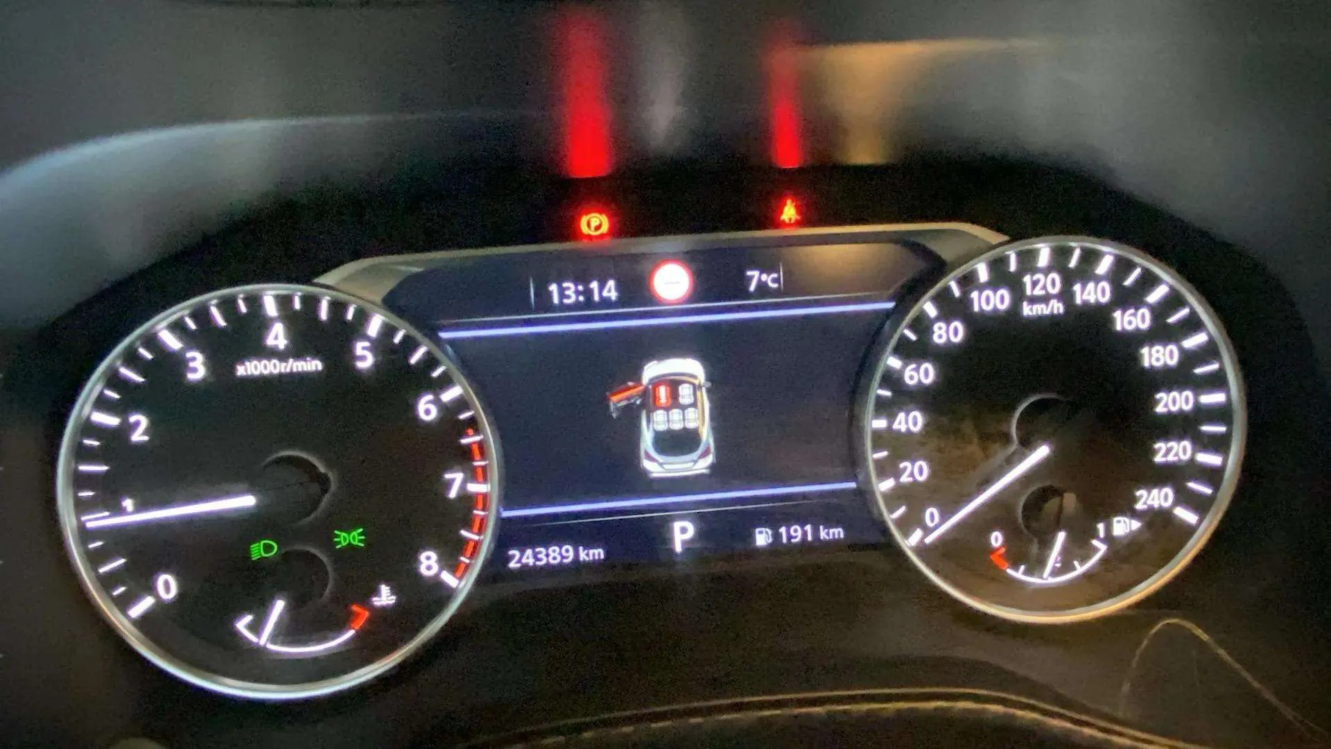 Nissan Juke DIG-T 6M/T Acenta - foto 11
