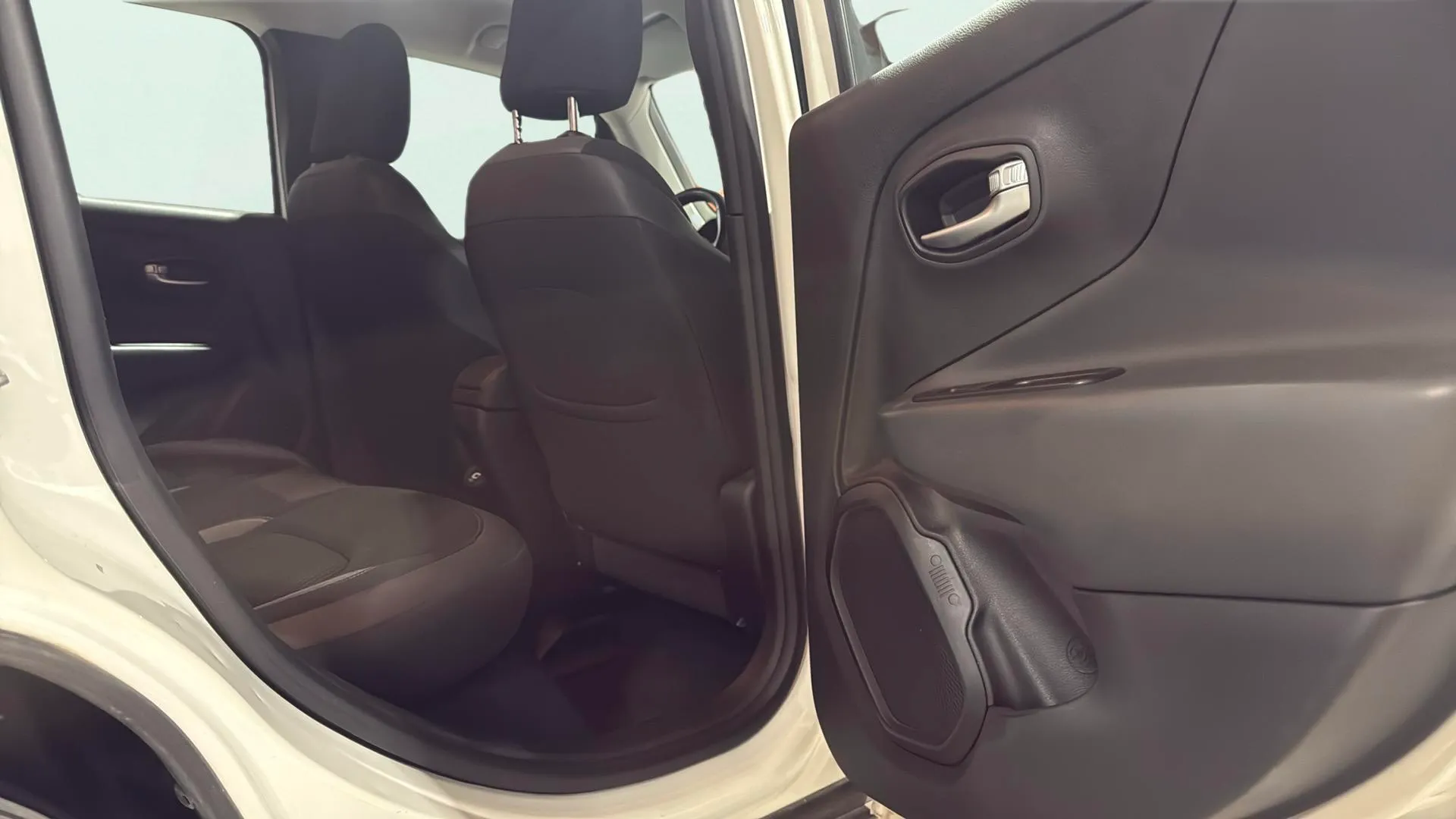 Jeep Renegade Limited 1.6 Mjet 4x2 - foto 20