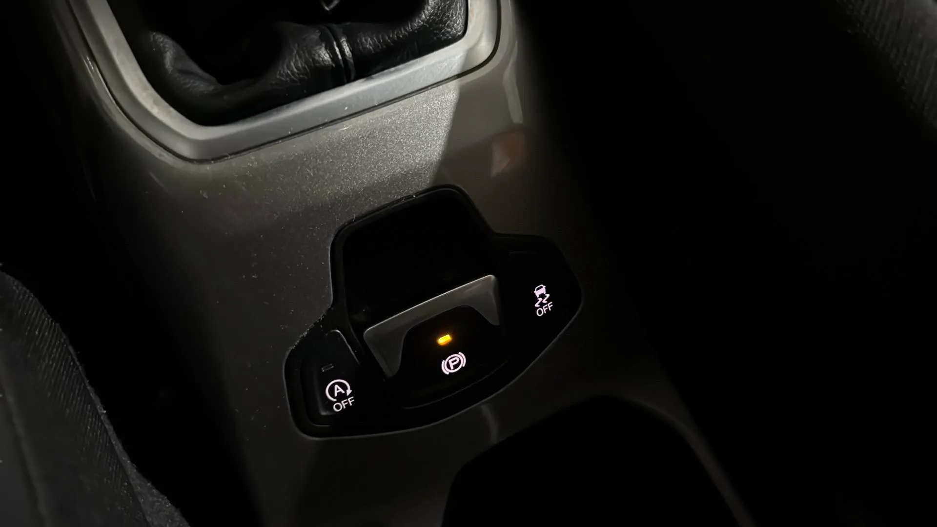 Jeep Renegade Limited 1.6 Mjet 4x2 - foto 29