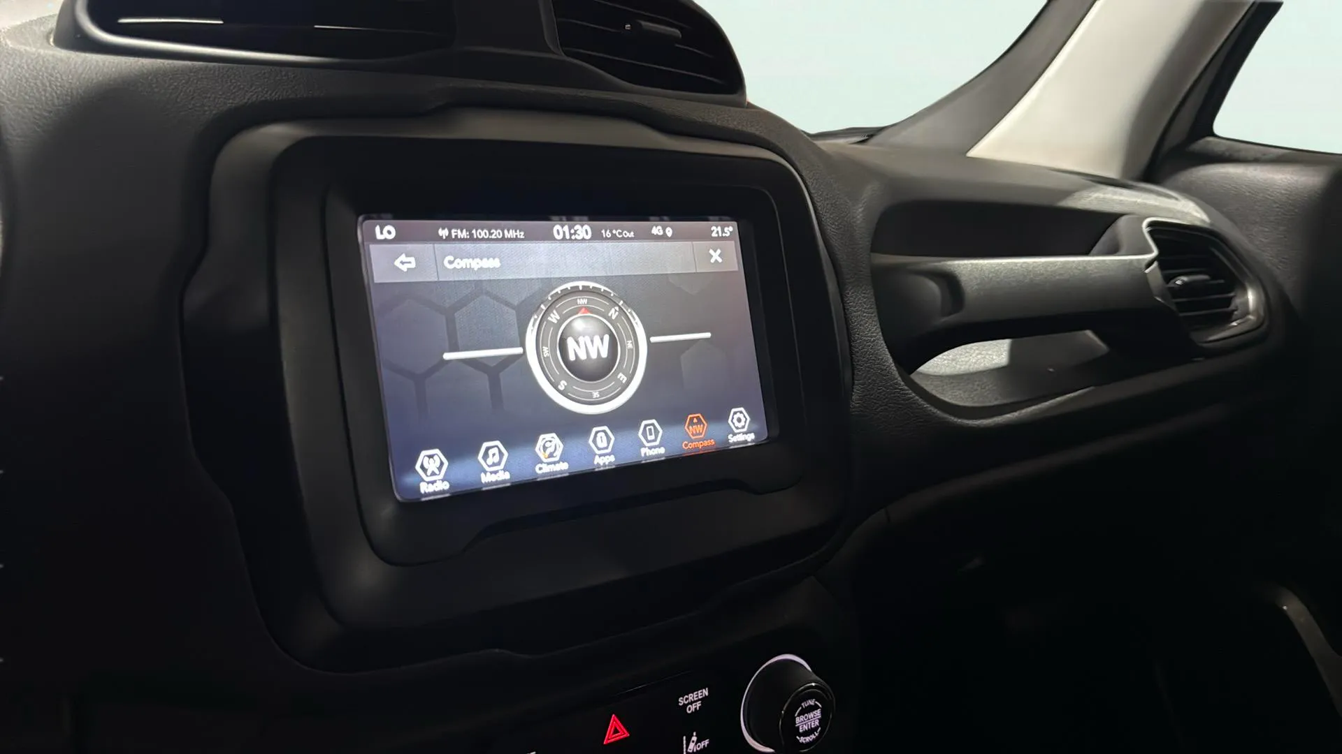 Jeep Renegade Limited 1.6 Mjet 4x2 - foto 24