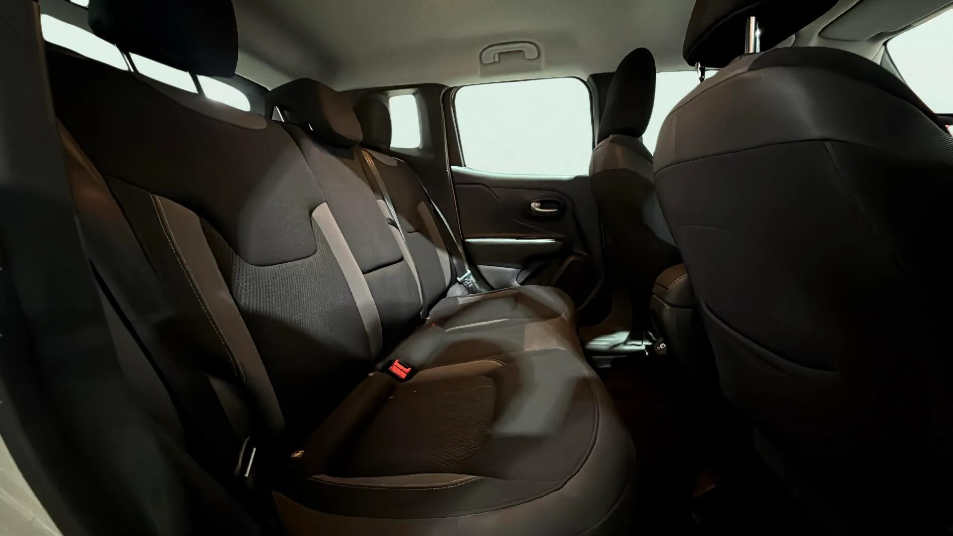 Jeep Renegade Limited 1.6 Mjet 4x2 - foto 21