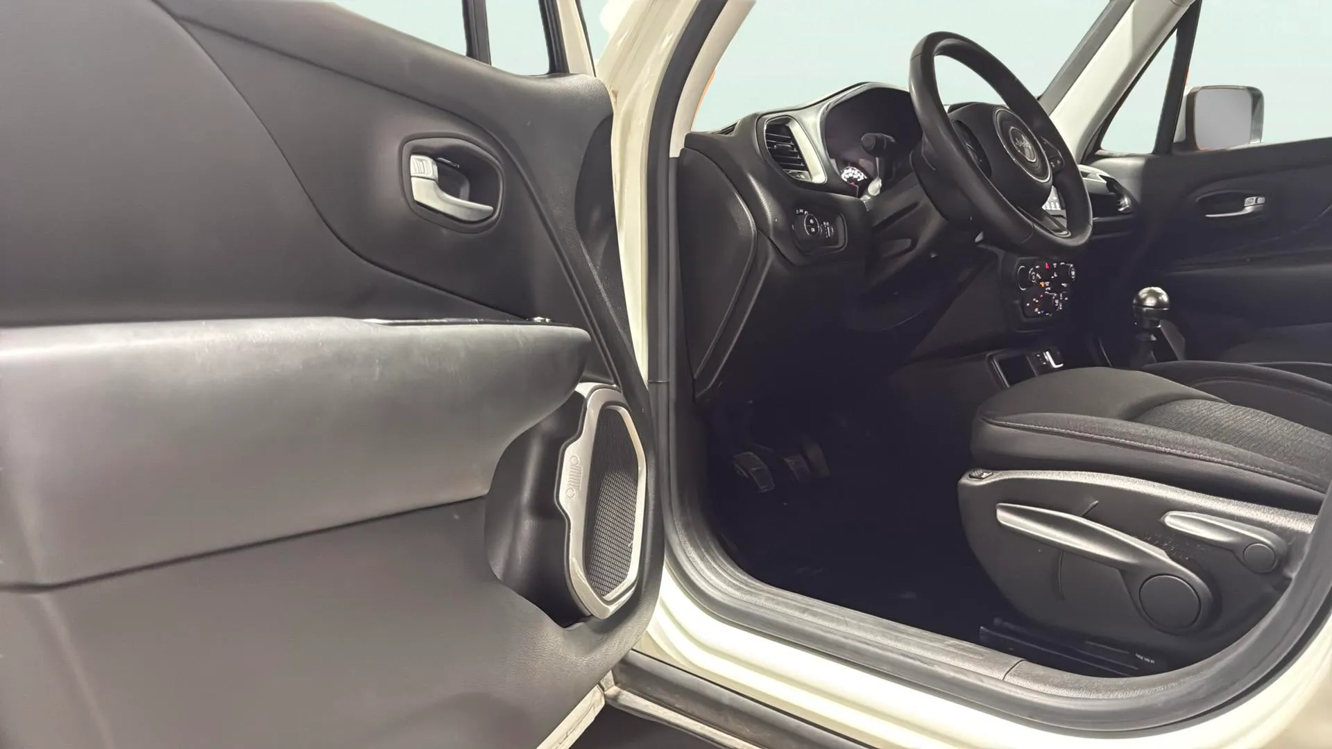 Jeep Renegade Limited 1.6 Mjet 4x2 - foto 13