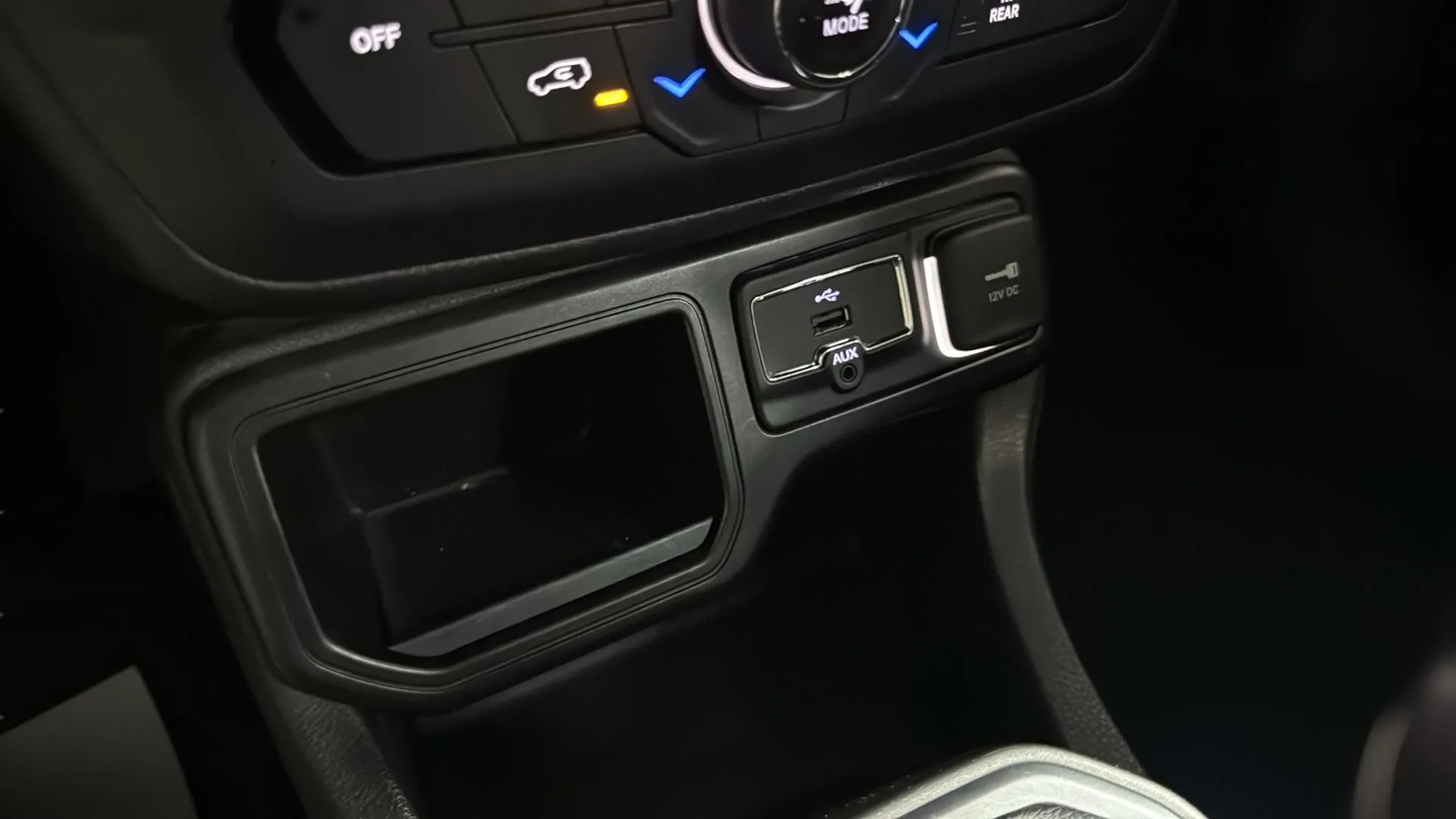 Jeep Renegade Limited 1.6 Mjet 4x2 - foto 27