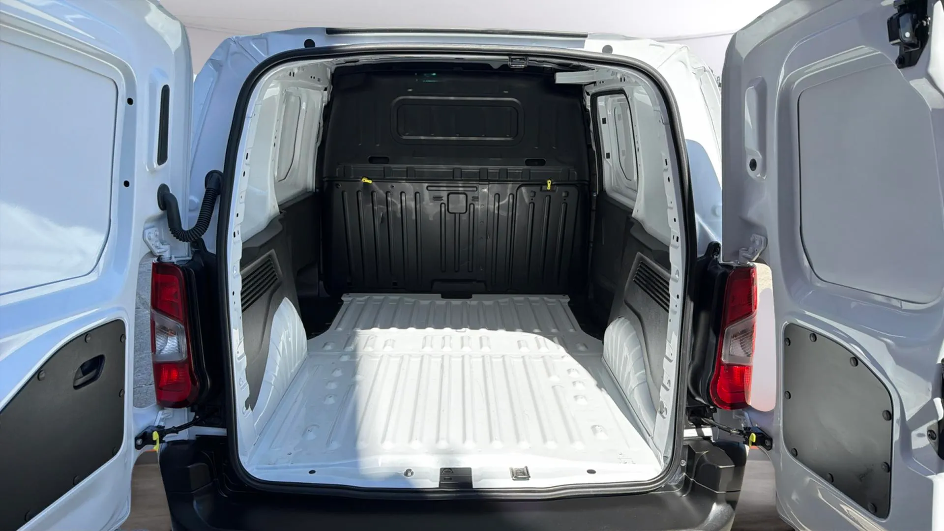 Opel Combo 1.5 TD Edition L - foto 15