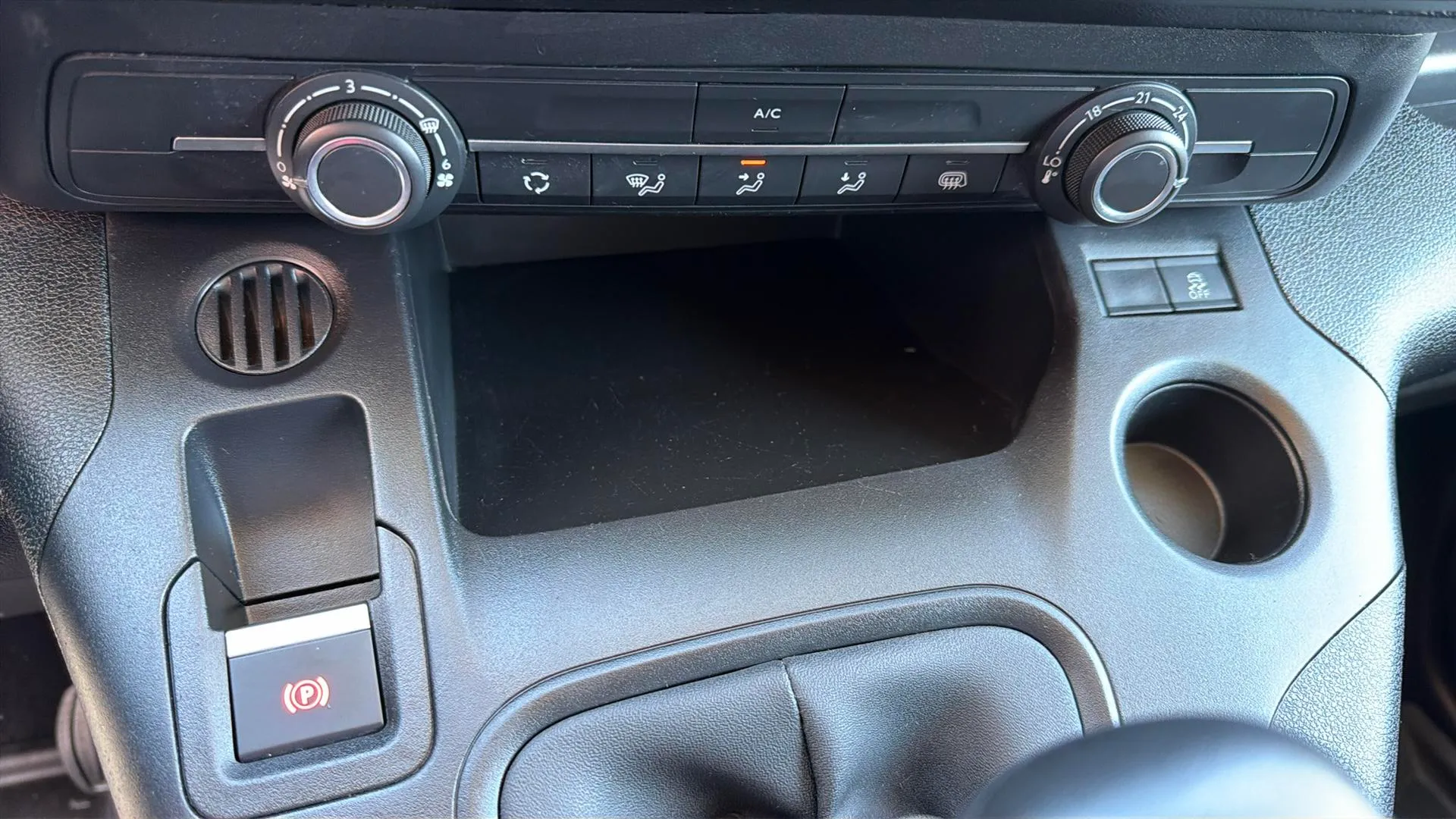 Opel Combo 1.5 TD Edition L - foto 26