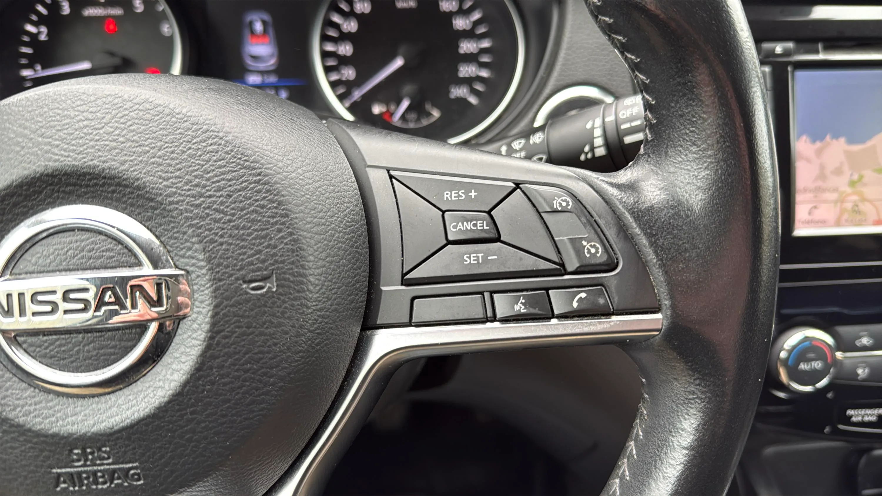 Nissan Qashqai DIG-T E6D N-Connecta - foto 20