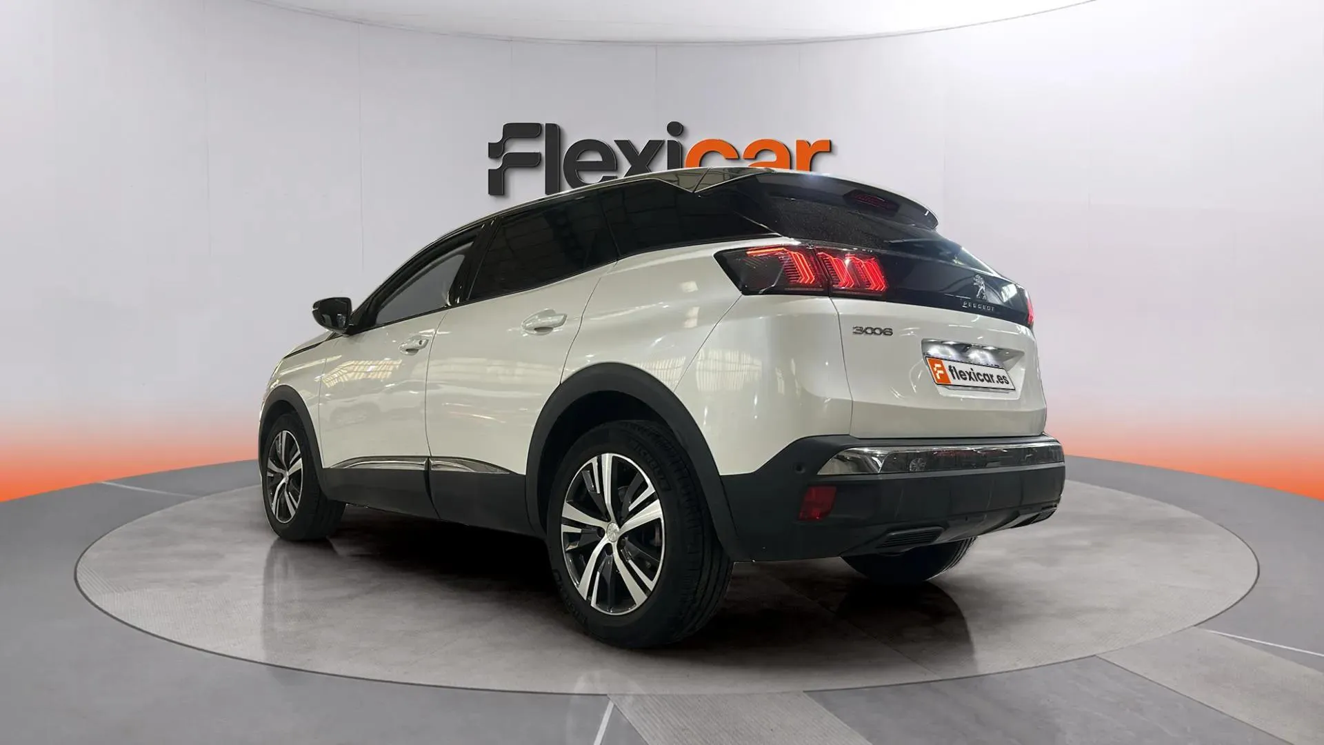 Peugeot 3008 1.2 PureTech Allure Pack EAT8 - foto 6