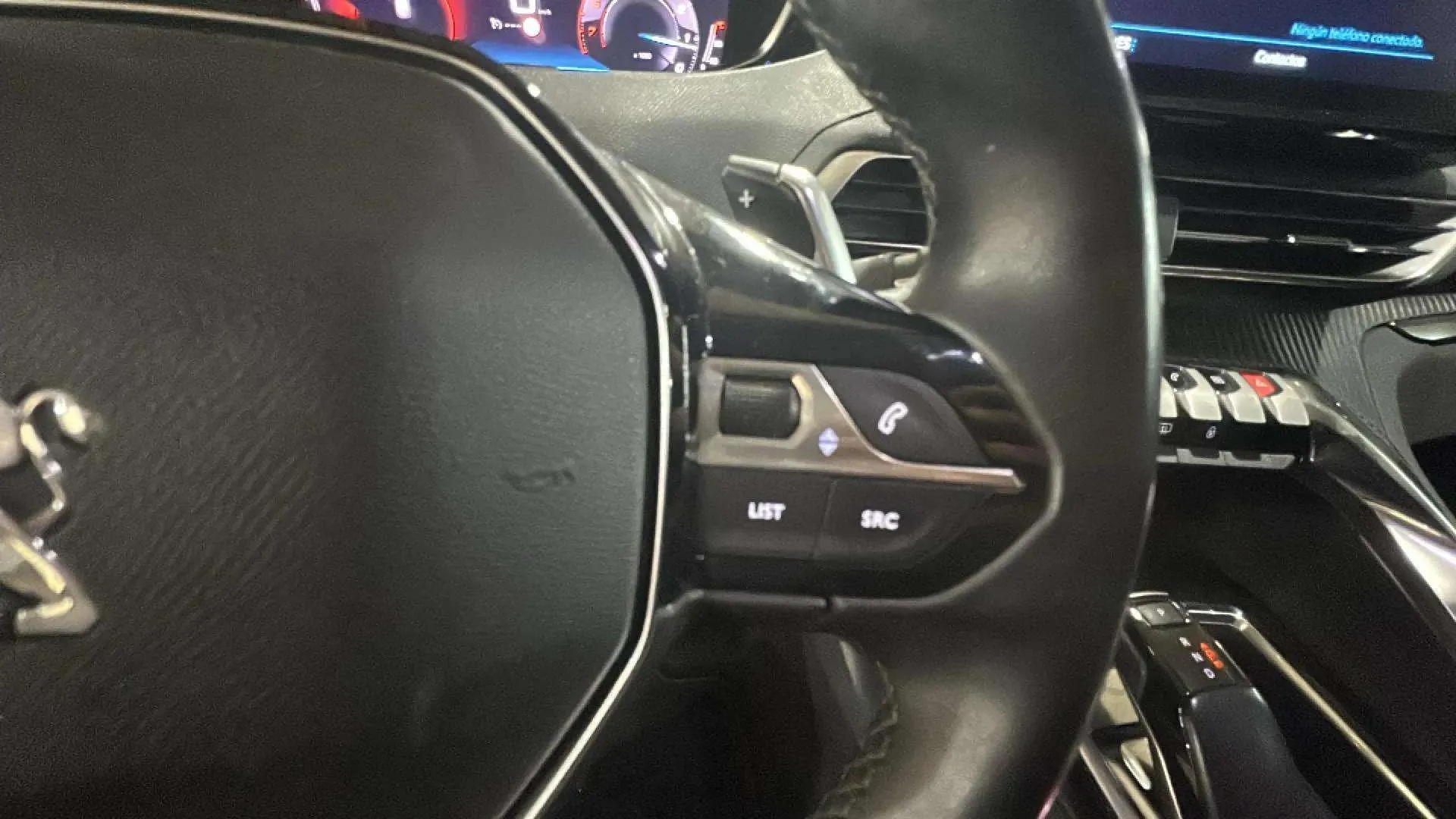 Peugeot 3008 1.2 PureTech Allure Pack EAT8 - foto 15