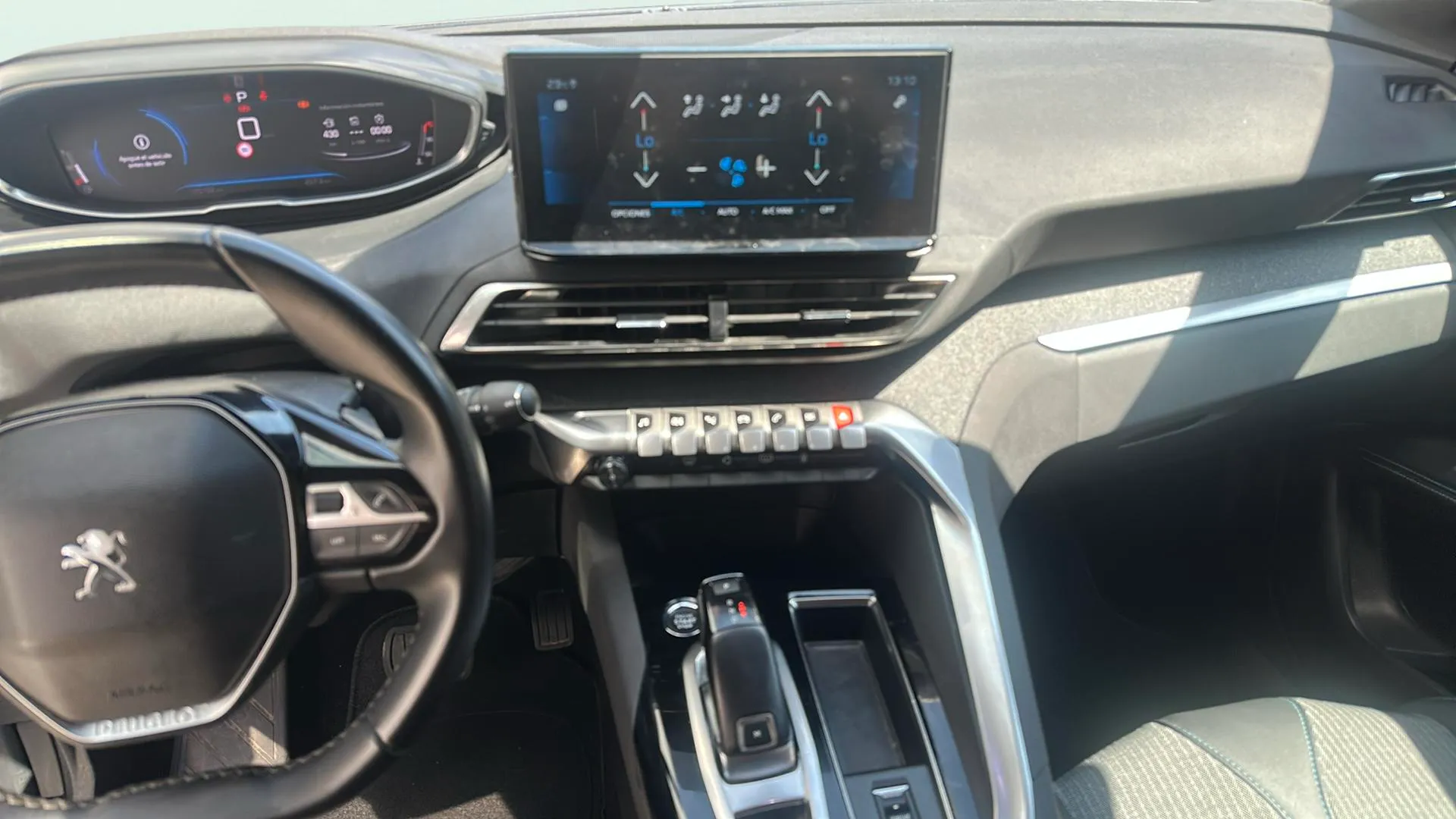 Peugeot 3008 1.5 BlueHDi Allure Pack EAT8 - foto 10