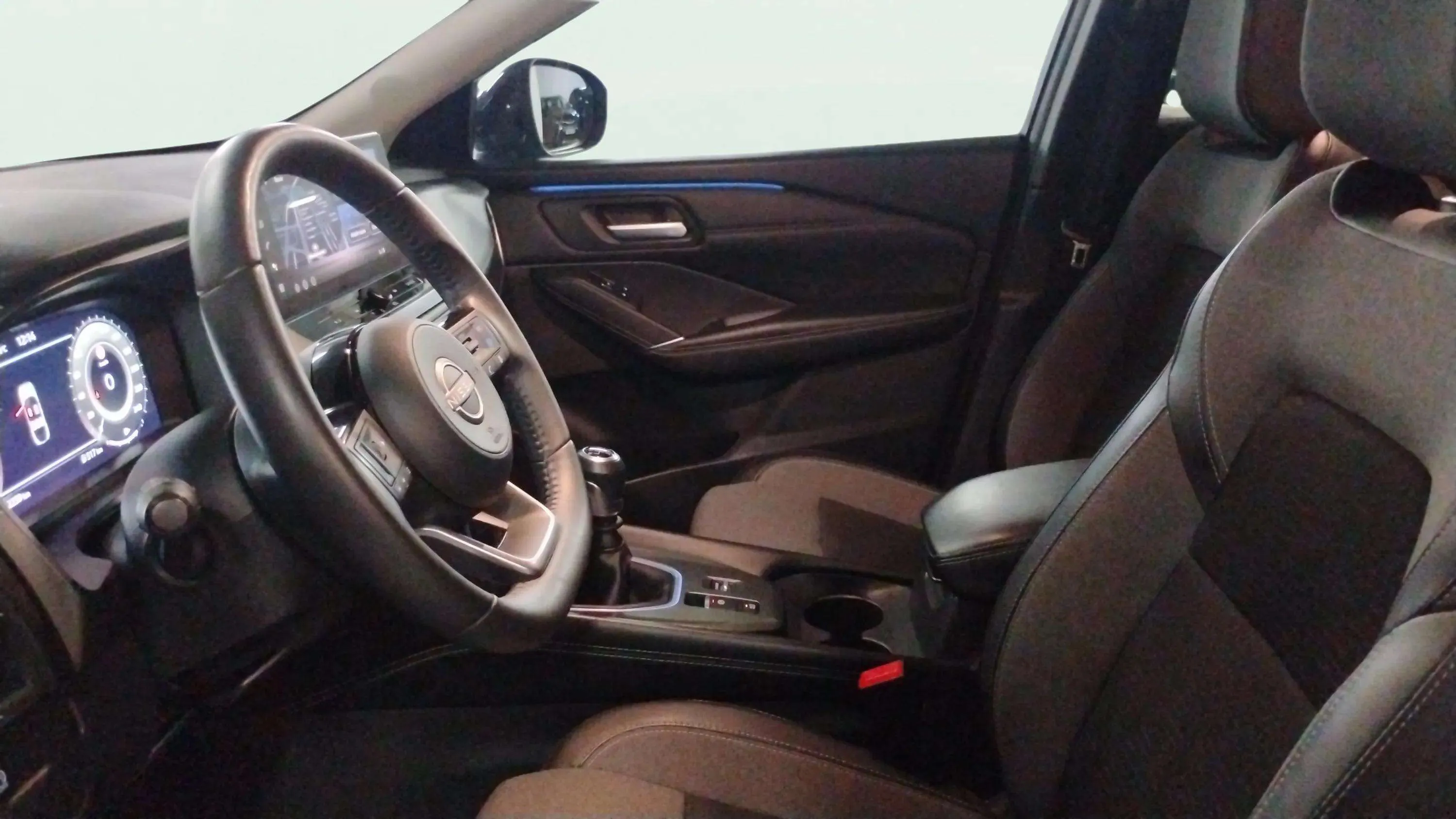 Nissan Qashqai DIG-T N-Connecta - foto 21