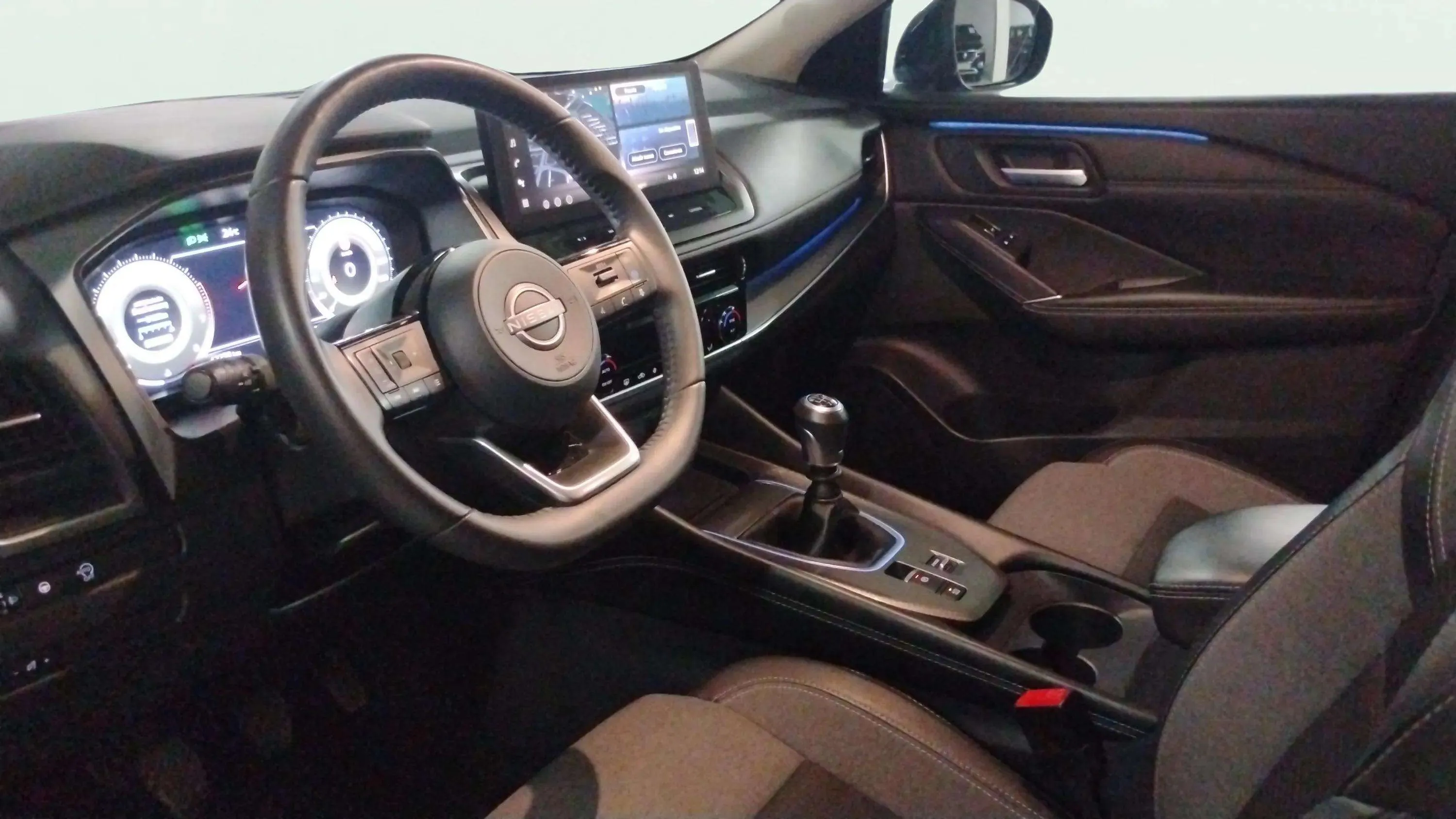 Nissan Qashqai DIG-T N-Connecta - foto 7