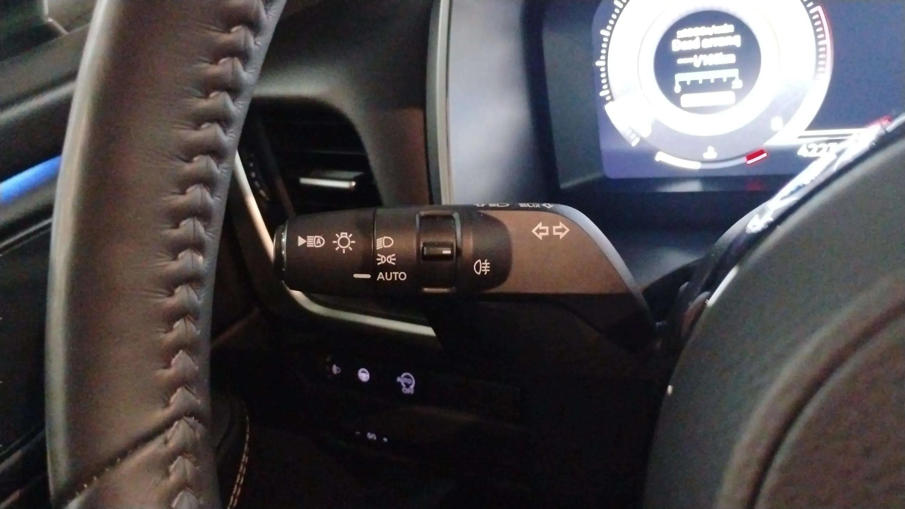 Nissan Qashqai DIG-T N-Connecta - foto 14