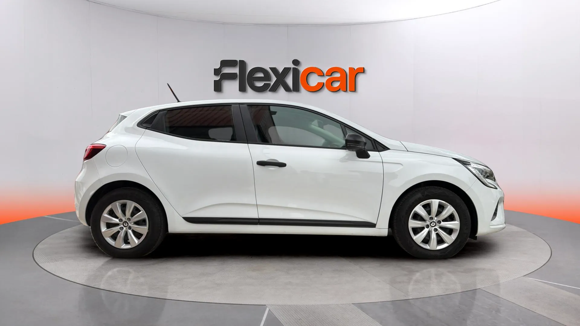 Renault Clio Authentic SCe - foto 8