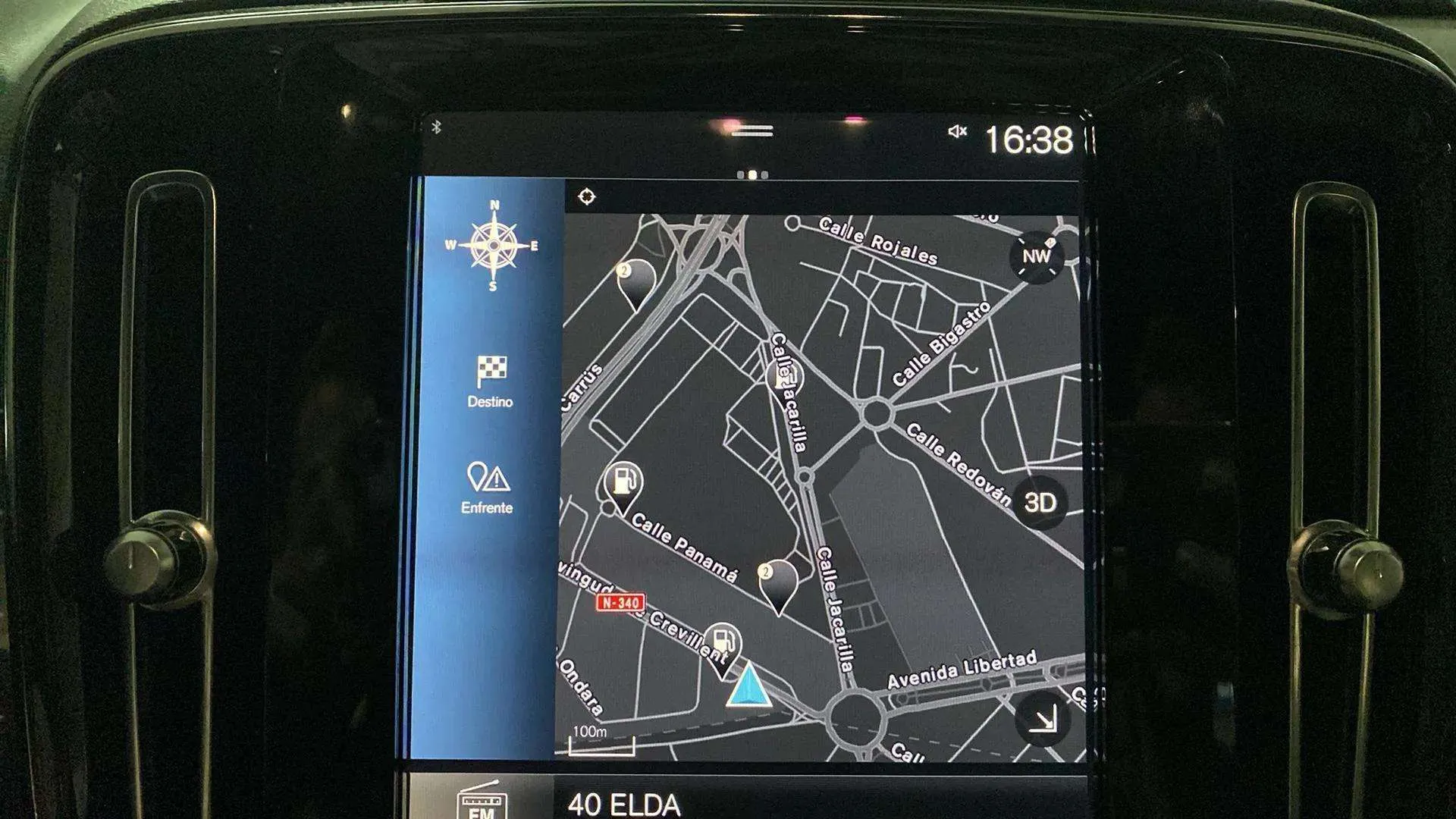 Volvo XC40 1.5 T4 Recharge PHEV Plus Dark - foto 16