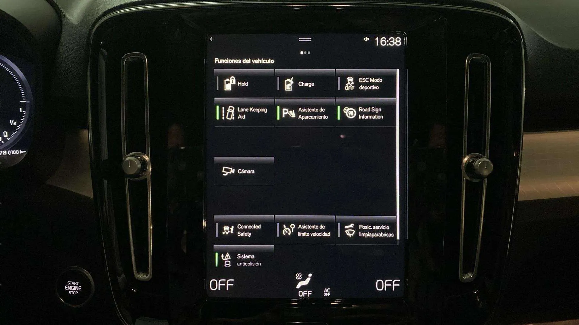 Volvo XC40 1.5 T4 Recharge PHEV Plus Dark - foto 17