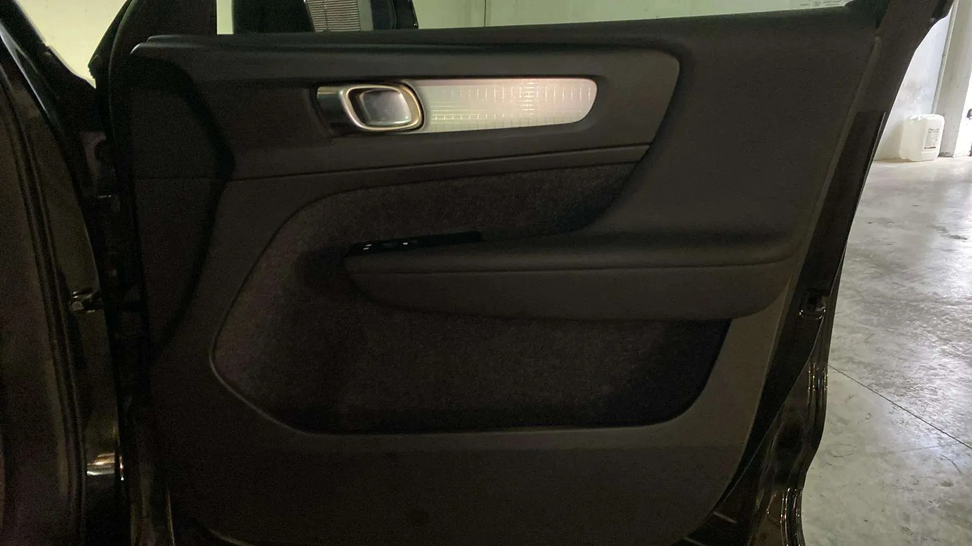 Volvo XC40 1.5 T4 Recharge PHEV Plus Dark - foto 30