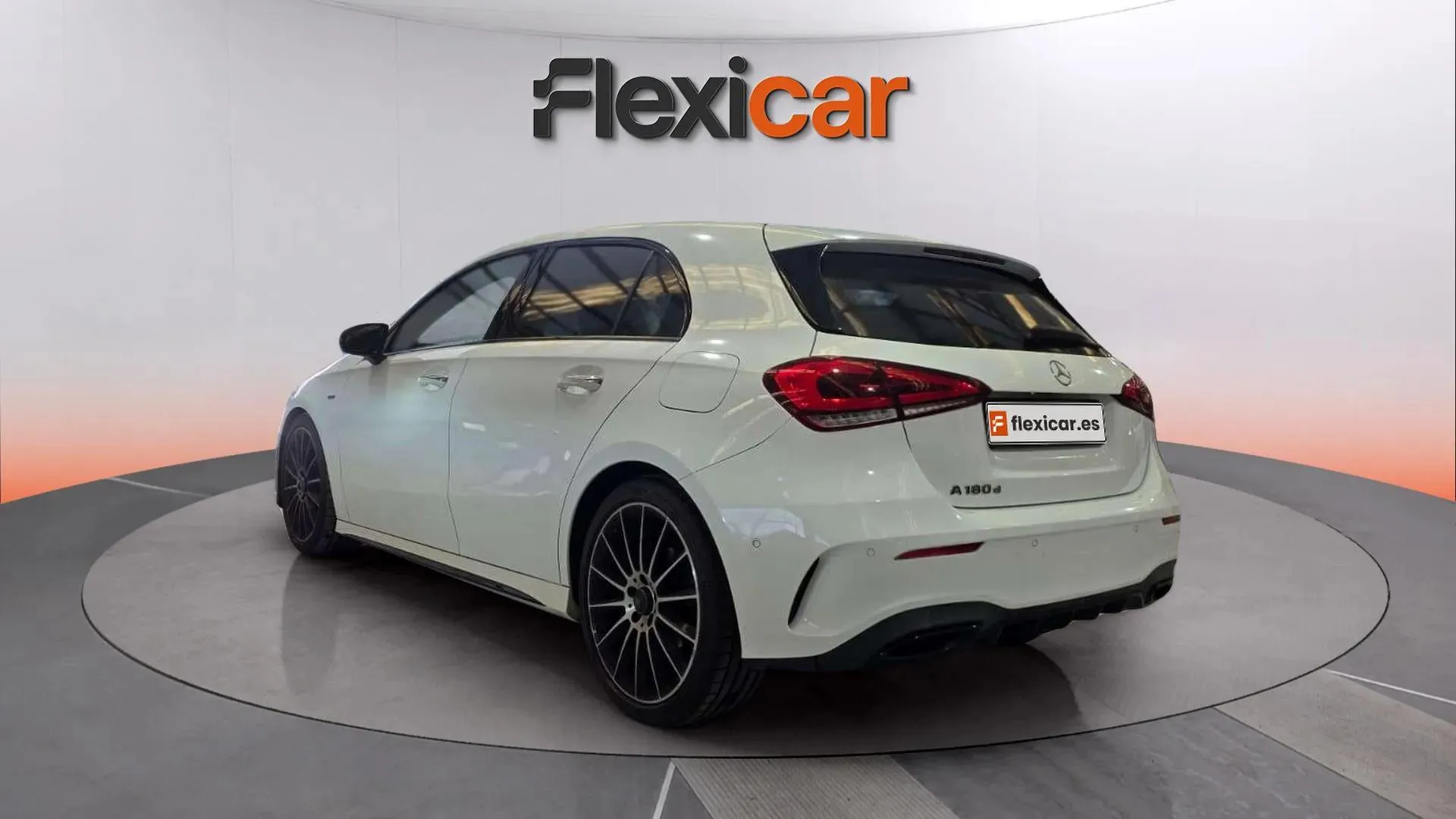 Mercedes-Benz Clase A A 180 d - foto 4