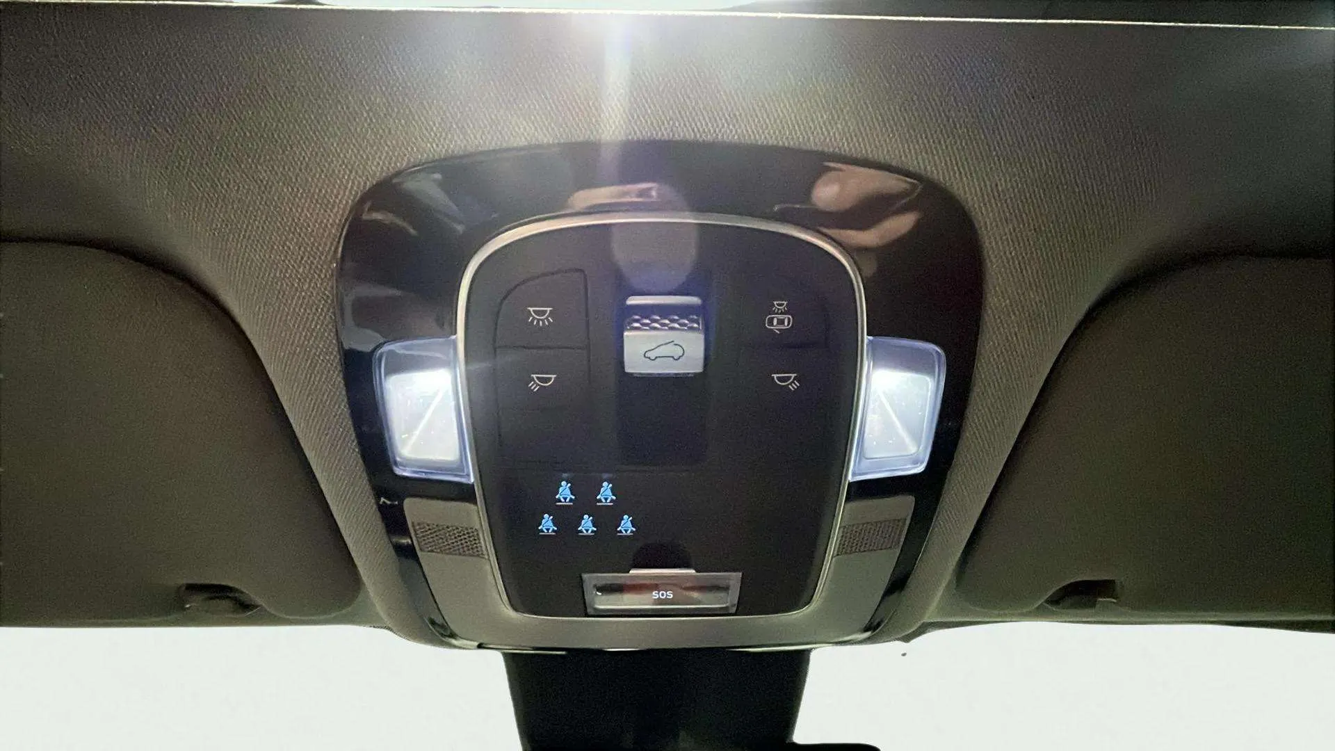 Hyundai Santa Fe 1.6 T-GDi HEV Tecno 4x2 - foto 19