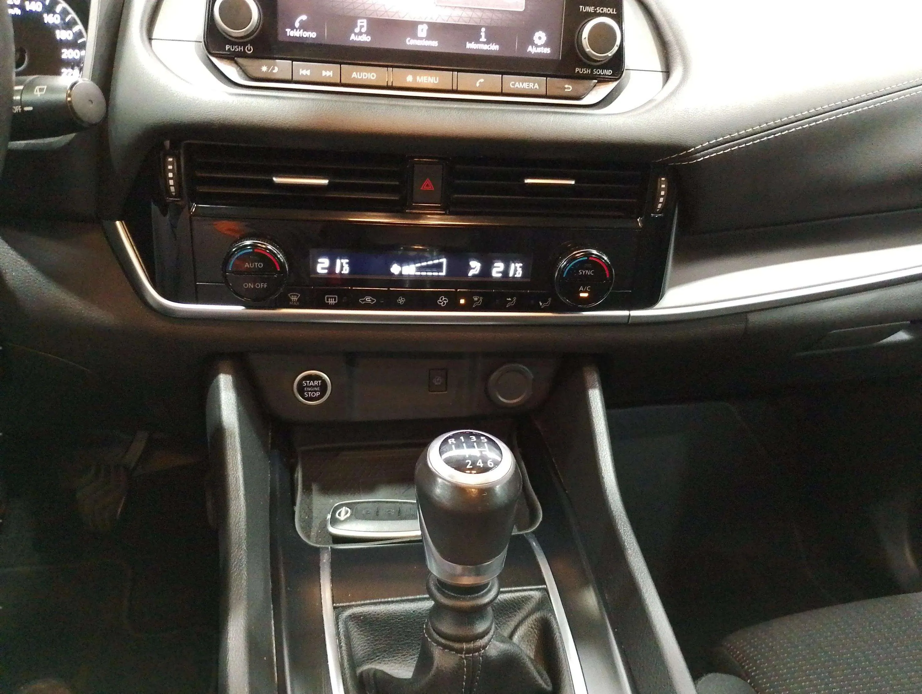 Nissan Qashqai DIG-T mHEV 4x2 Acenta - foto 18