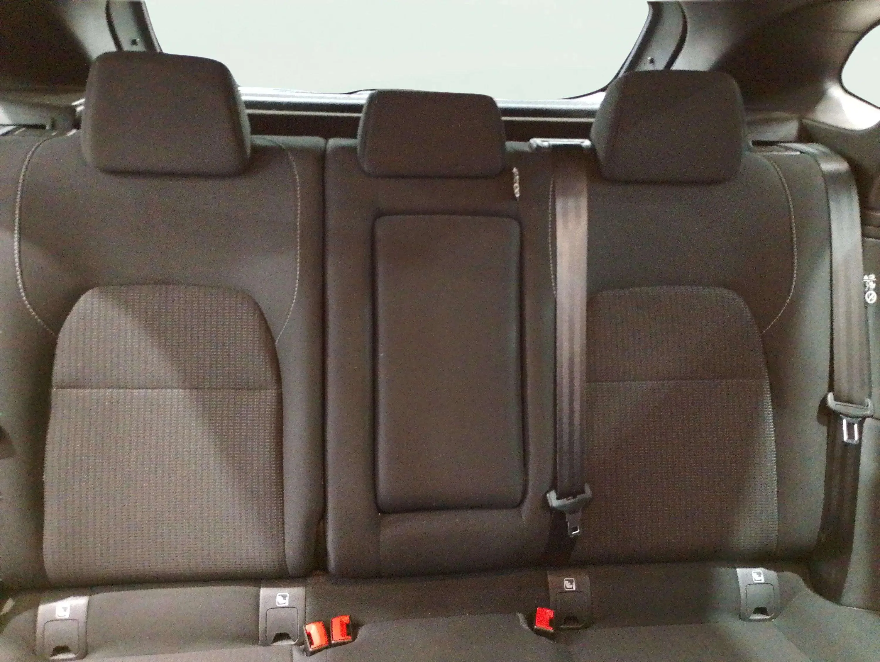 Nissan Qashqai DIG-T mHEV 4x2 Acenta - foto 26