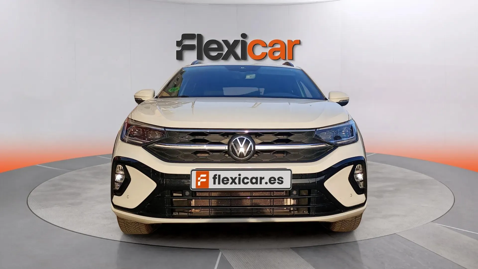 Volkswagen Taigo R-Line 1.5 TSI DSG - foto 2