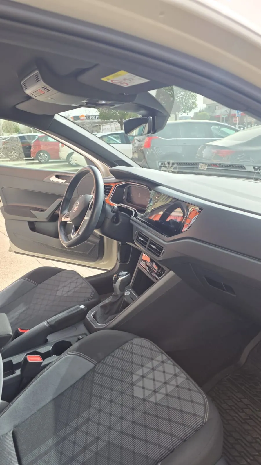 Volkswagen Taigo R-Line 1.5 TSI DSG - foto 14