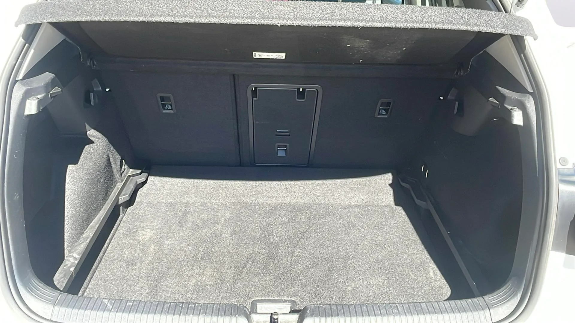Volkswagen Golf 1.0 eTSI DSG - foto 10