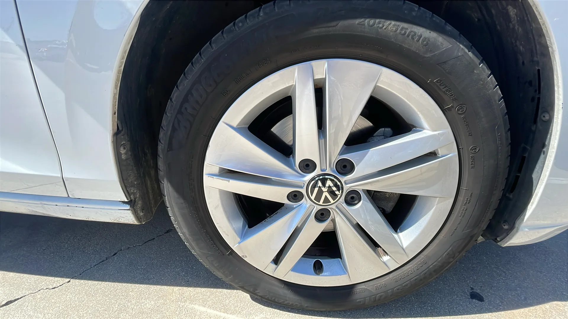 Volkswagen Golf 1.0 eTSI DSG - foto 9