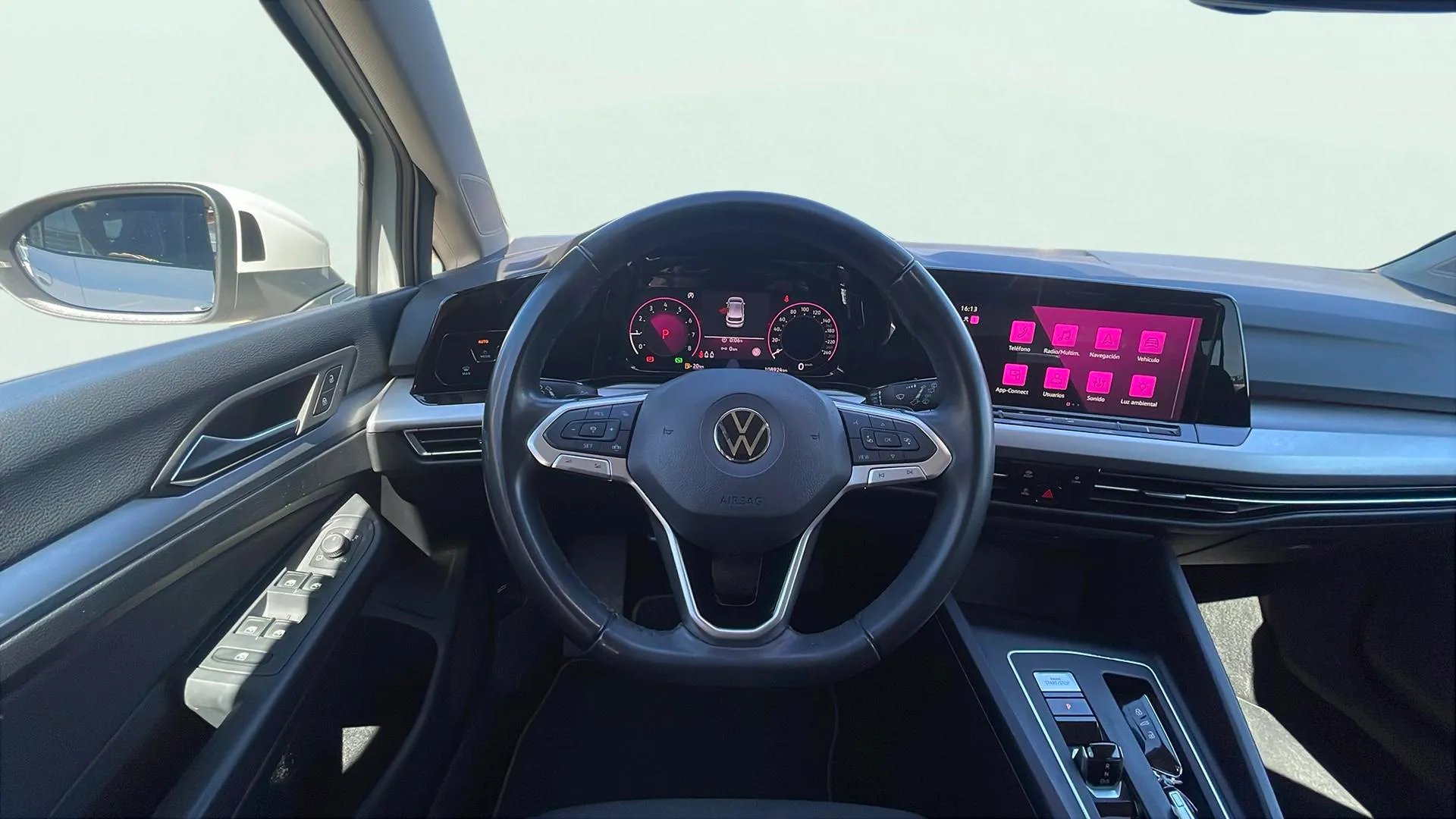 Volkswagen Golf 1.0 eTSI DSG - foto 16