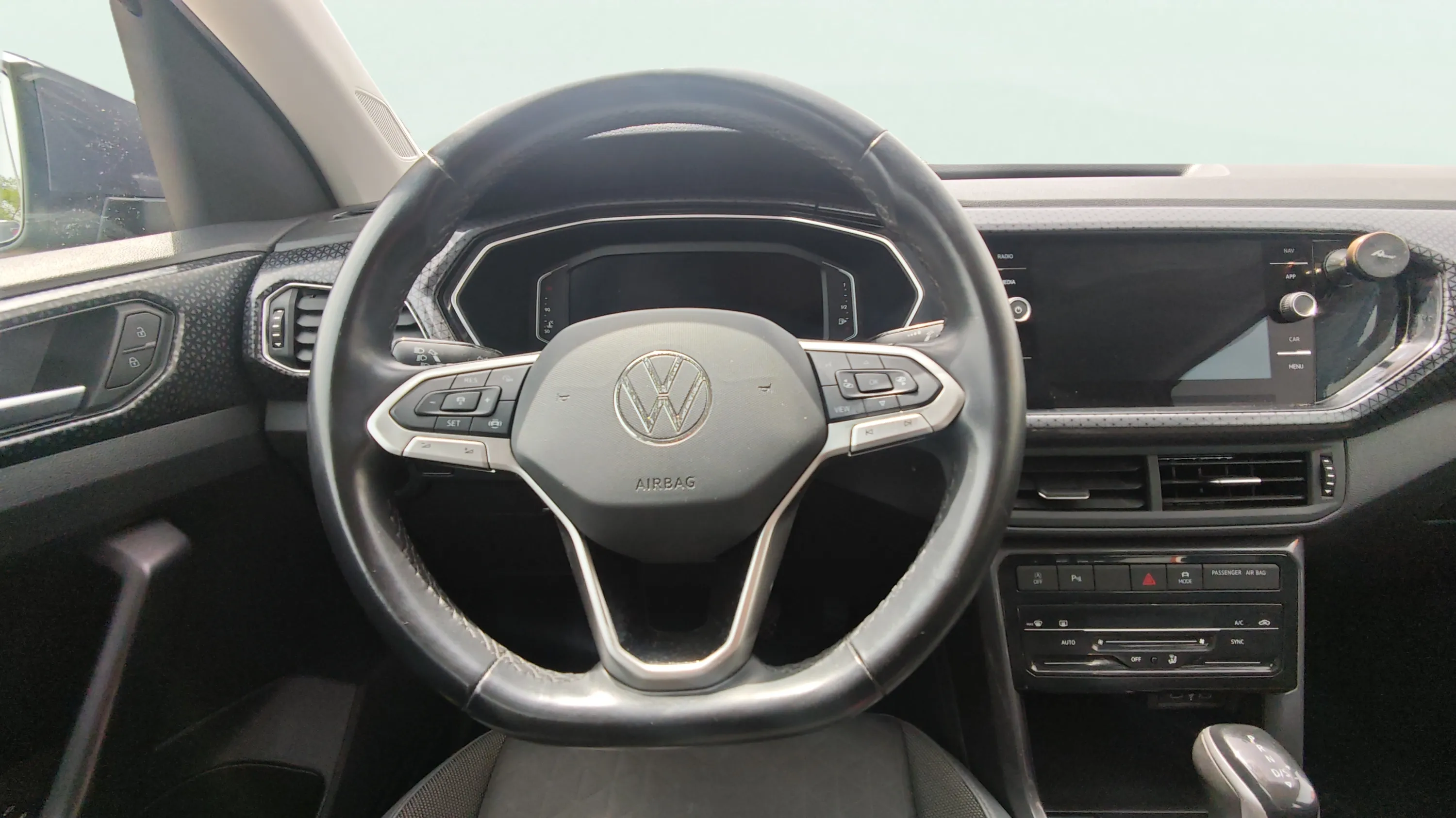 Volkswagen T-Cross Advance 1.5 TSI DSG - foto 11